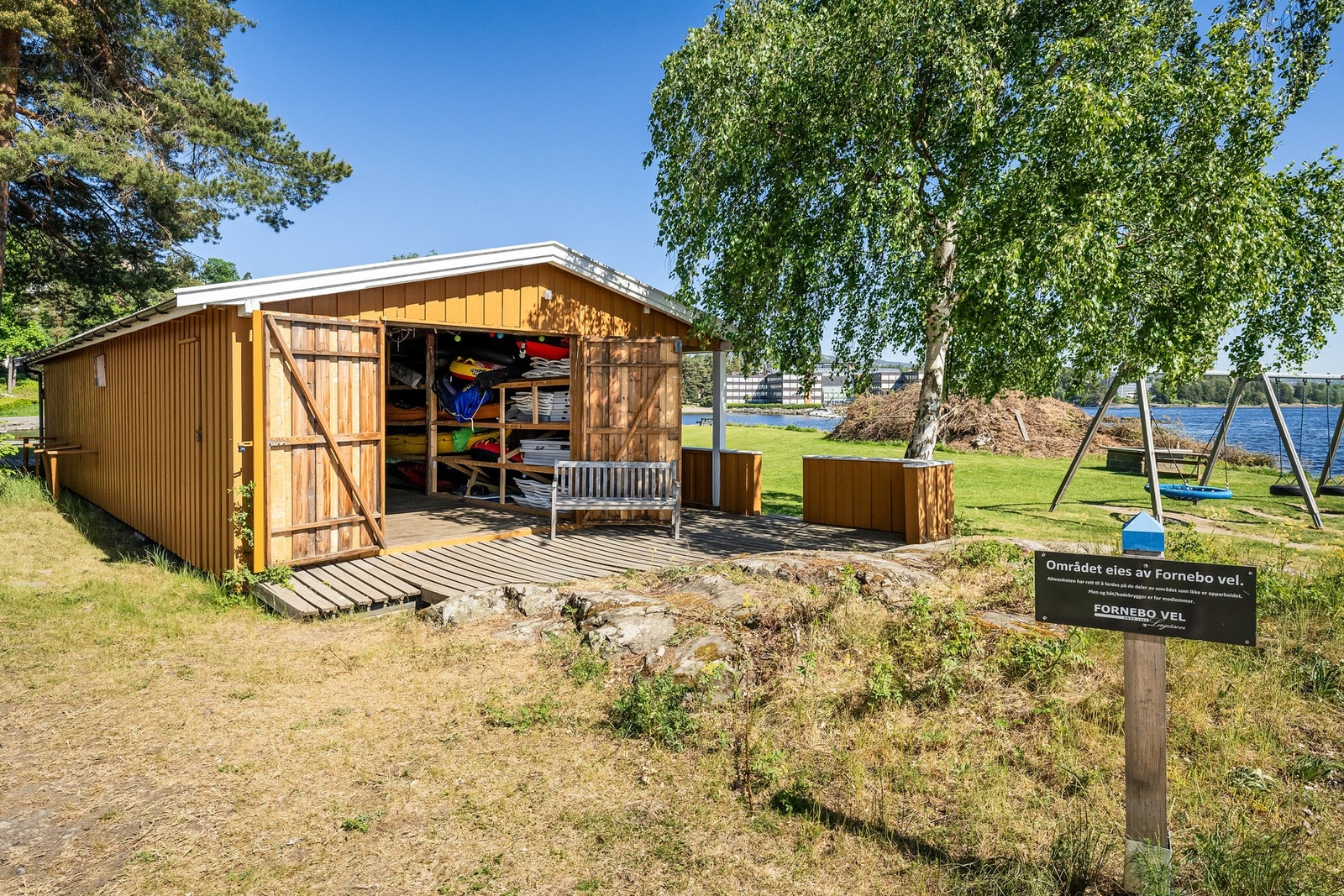 Lagåsen er kjent for sitt unike miljø og samhold med sjarmerende fellesområder som er godt vedlikeholdt Galleribilde