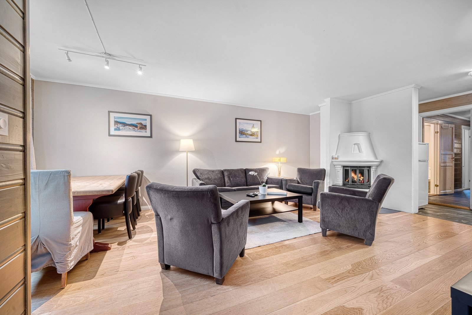 286104_DSC09553_HDR.jpg Galleribilde