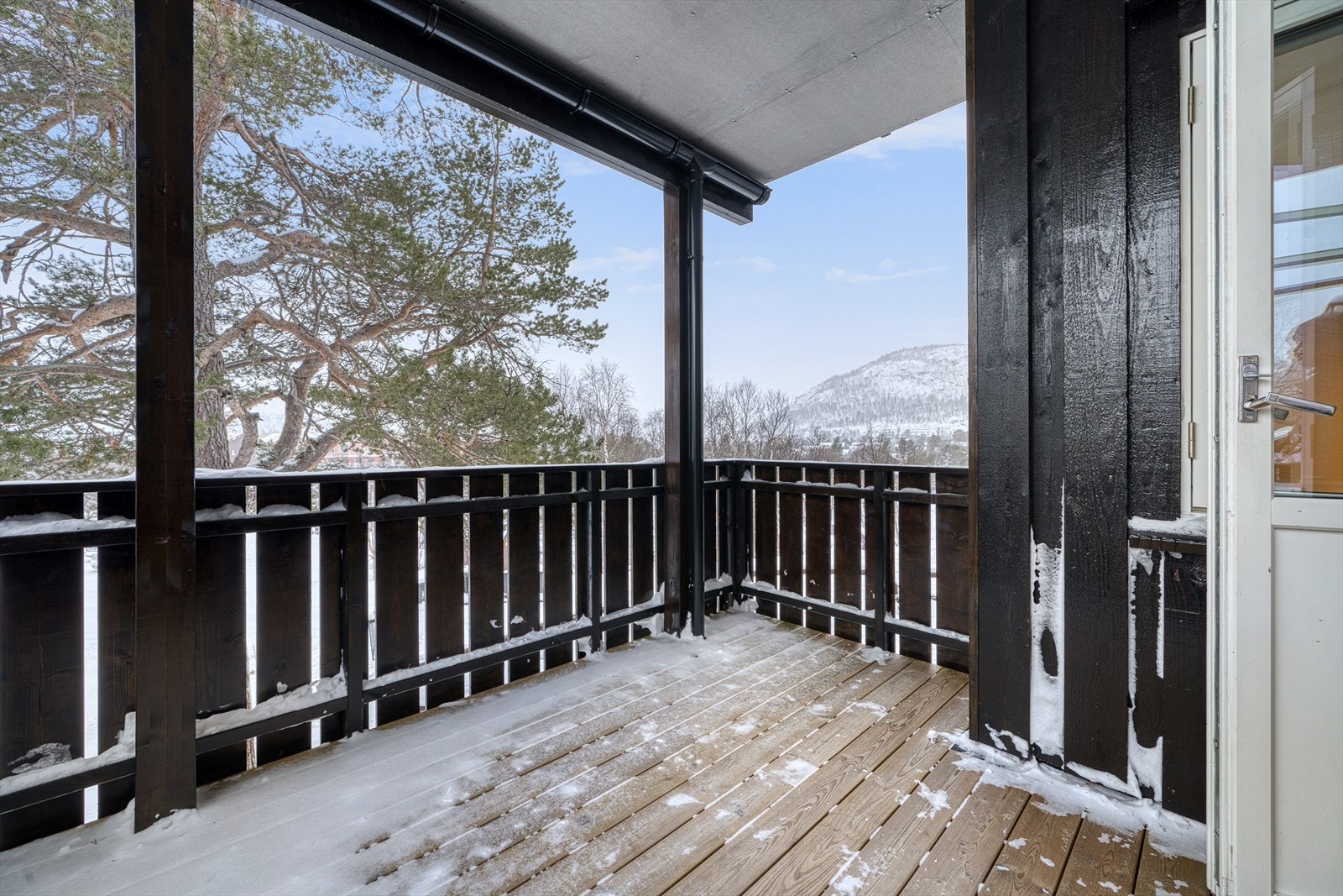 286104_DSC09558_HDR.jpg Galleribilde