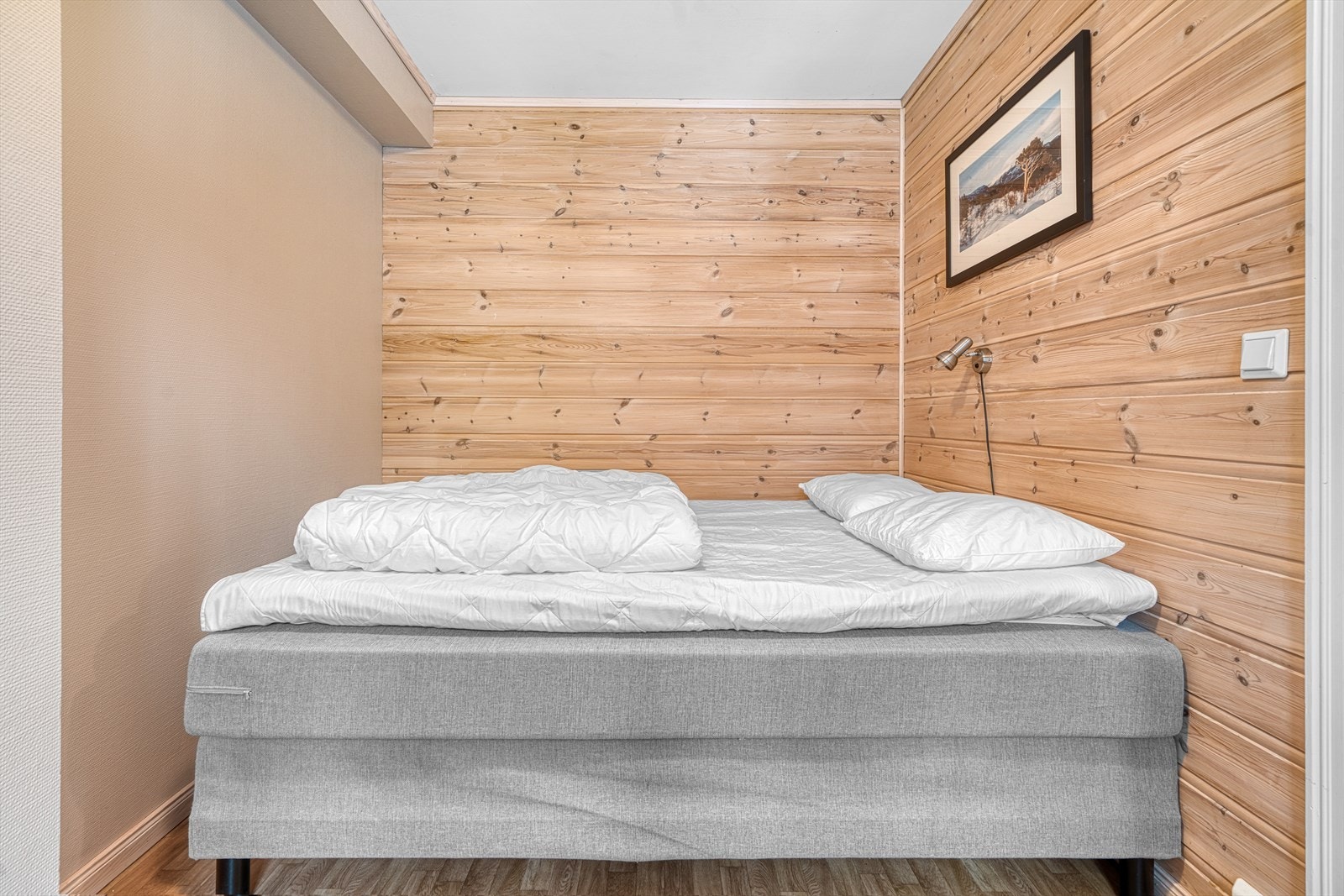 286104_DSC09483_HDR.jpg Galleribilde