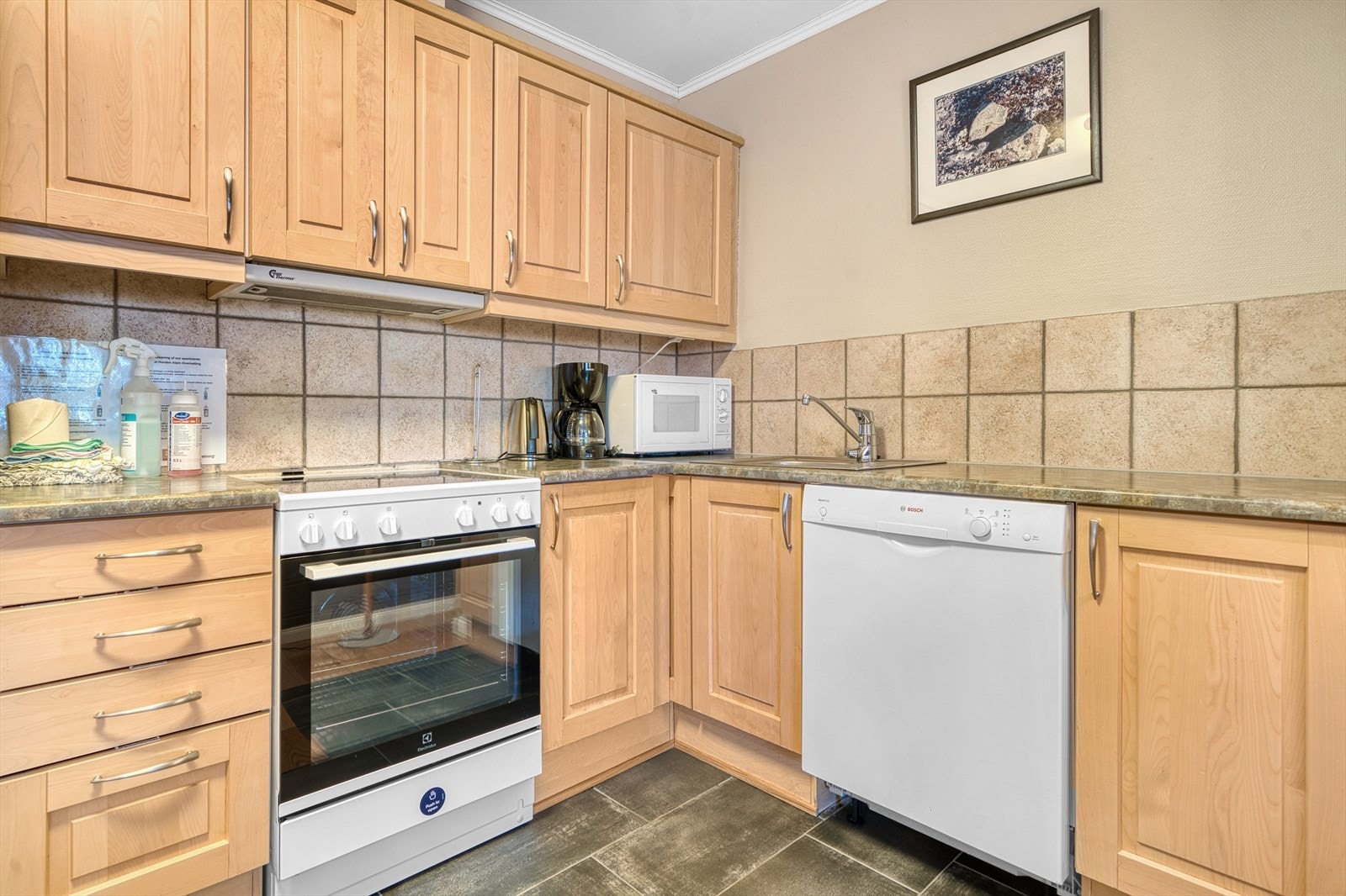 286104_DSC09523_HDR.jpg Galleribilde