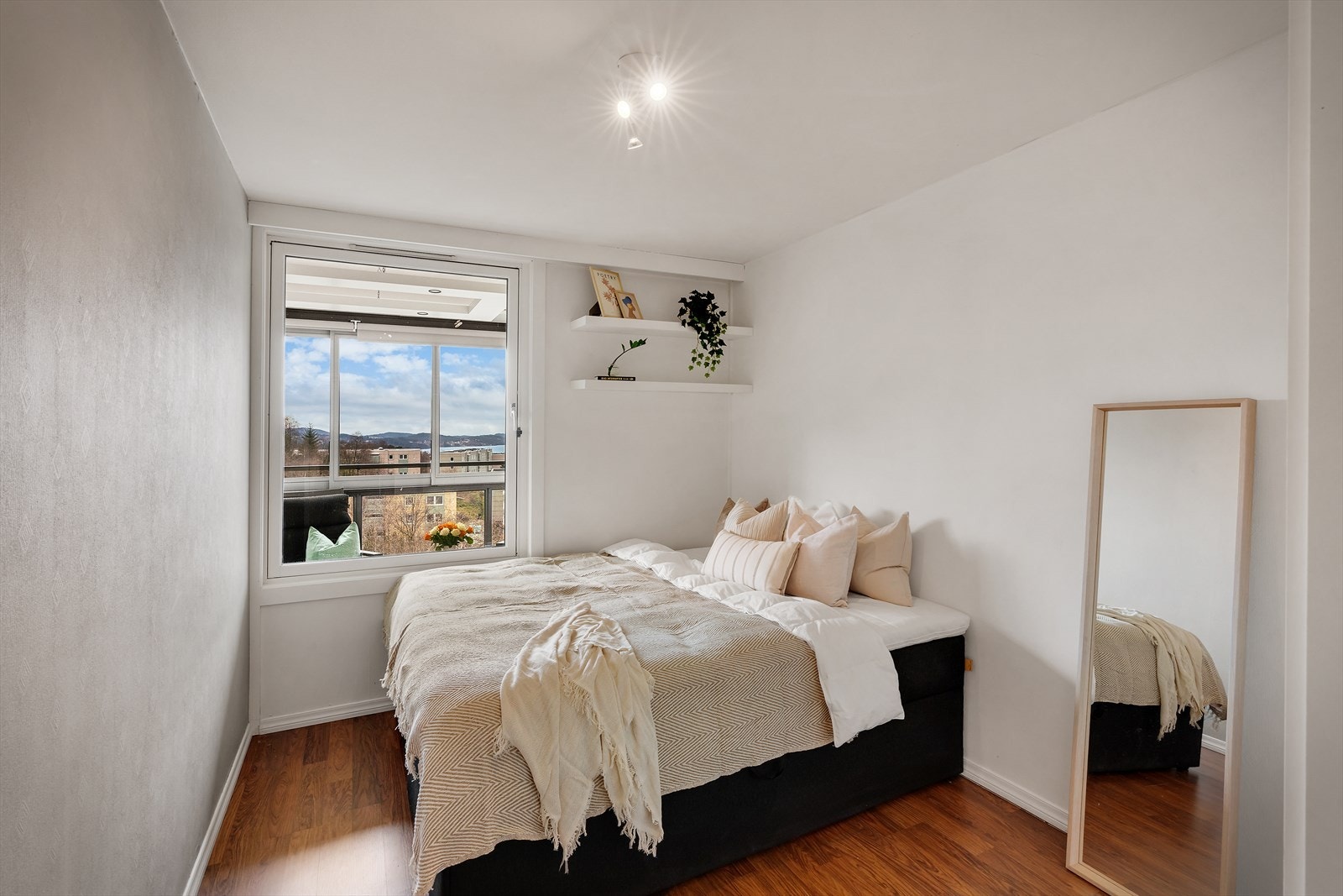 - Soverommet måler 10,4 m² - Galleribilde