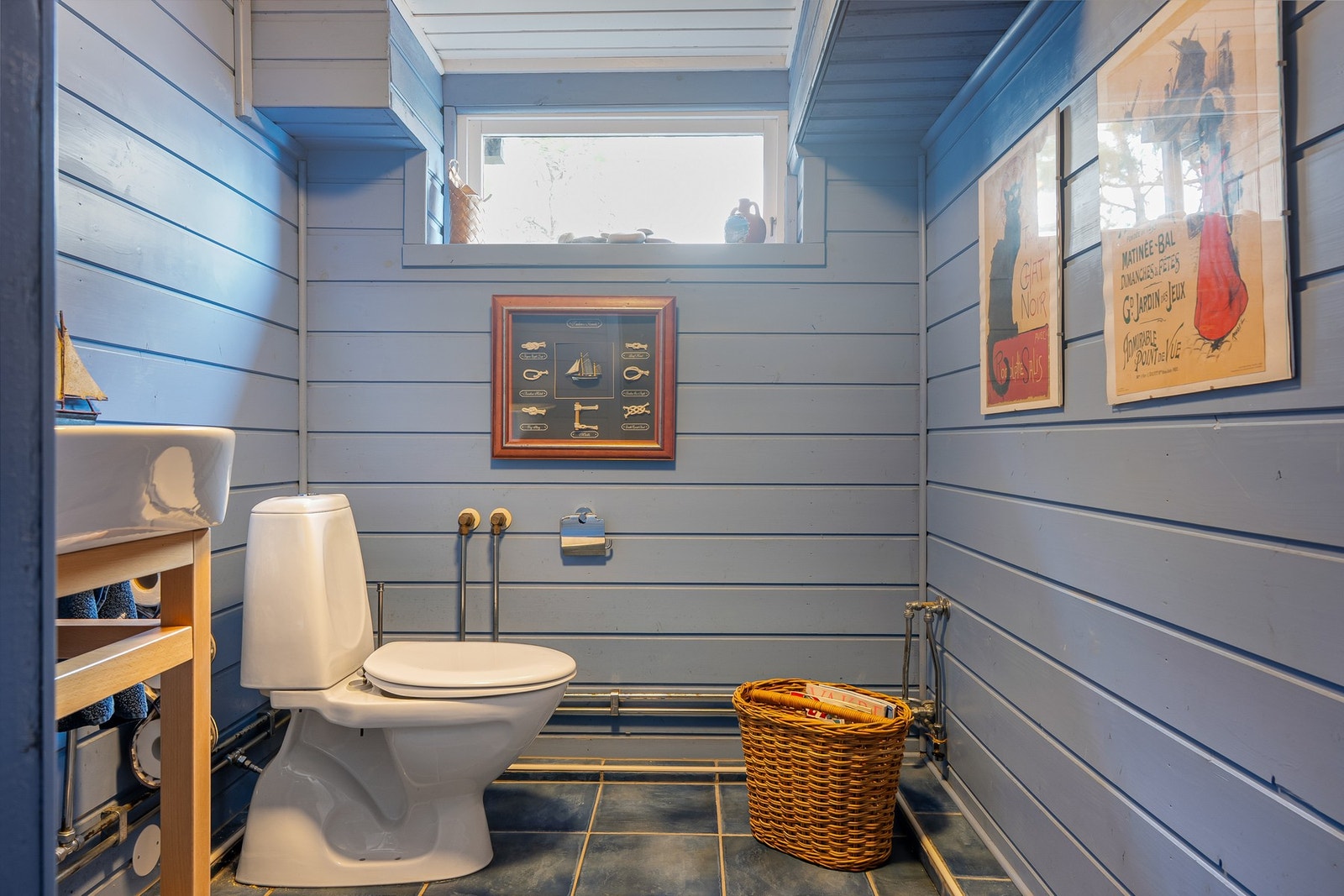 Praktisk toalettrom i underetasjen (ikke byggemeldt) Galleribilde