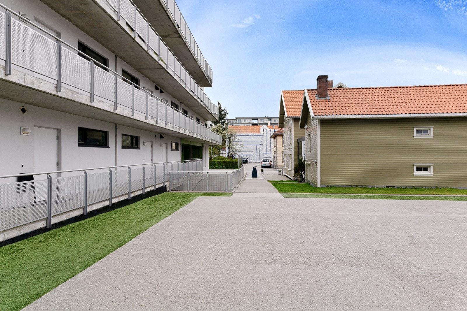 Pent fellesområde med sittebenker Galleribilde