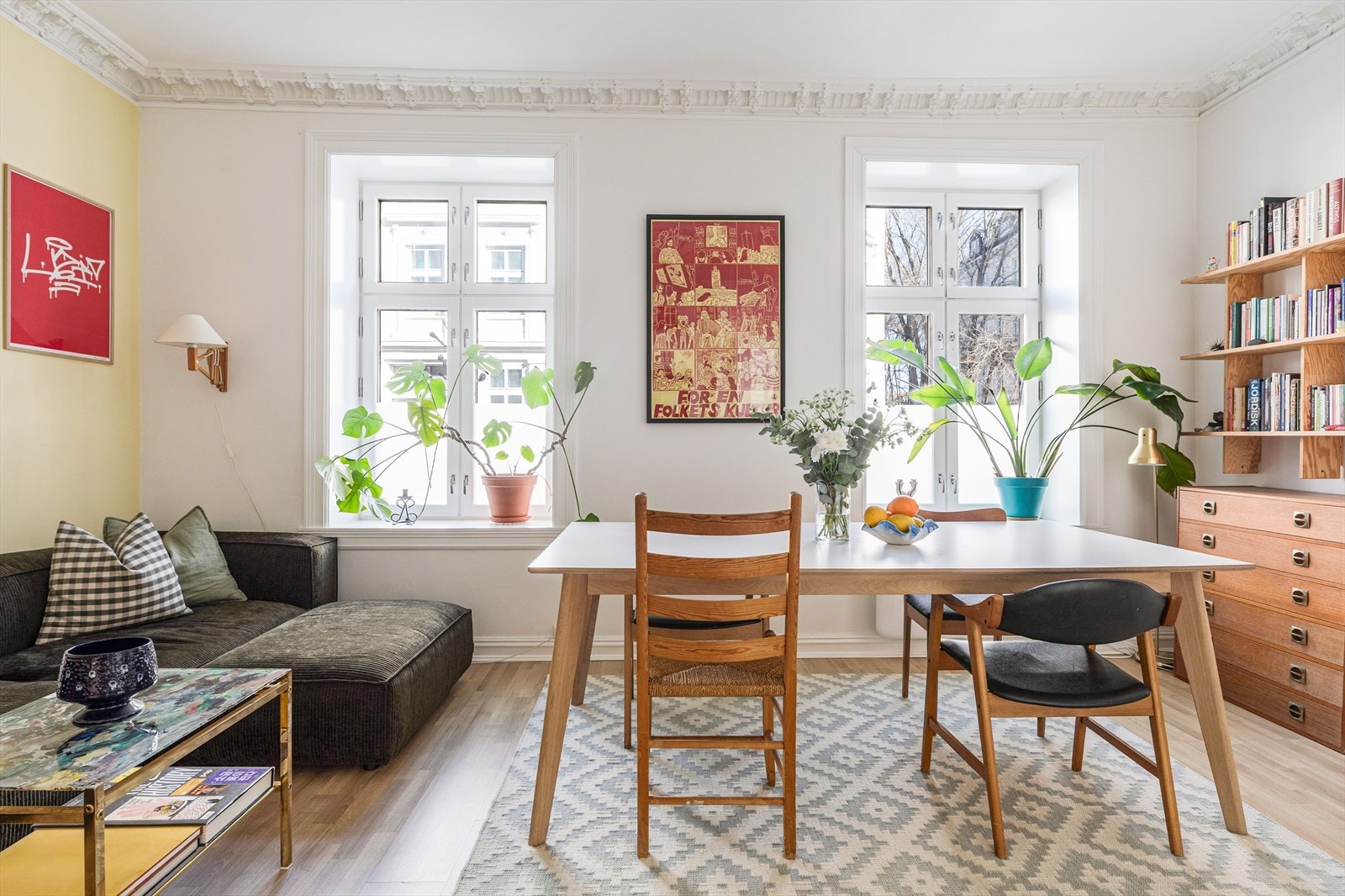 Leiligheten har en gjennomtenkt og godt utnyttet planløsning, med god takhøyde og fine lysforhold. Galleribilde