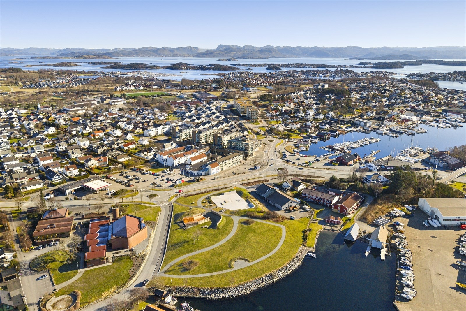 - Sjøær beliggenhet med få minutter til sentrumskjernen - Galleribilde