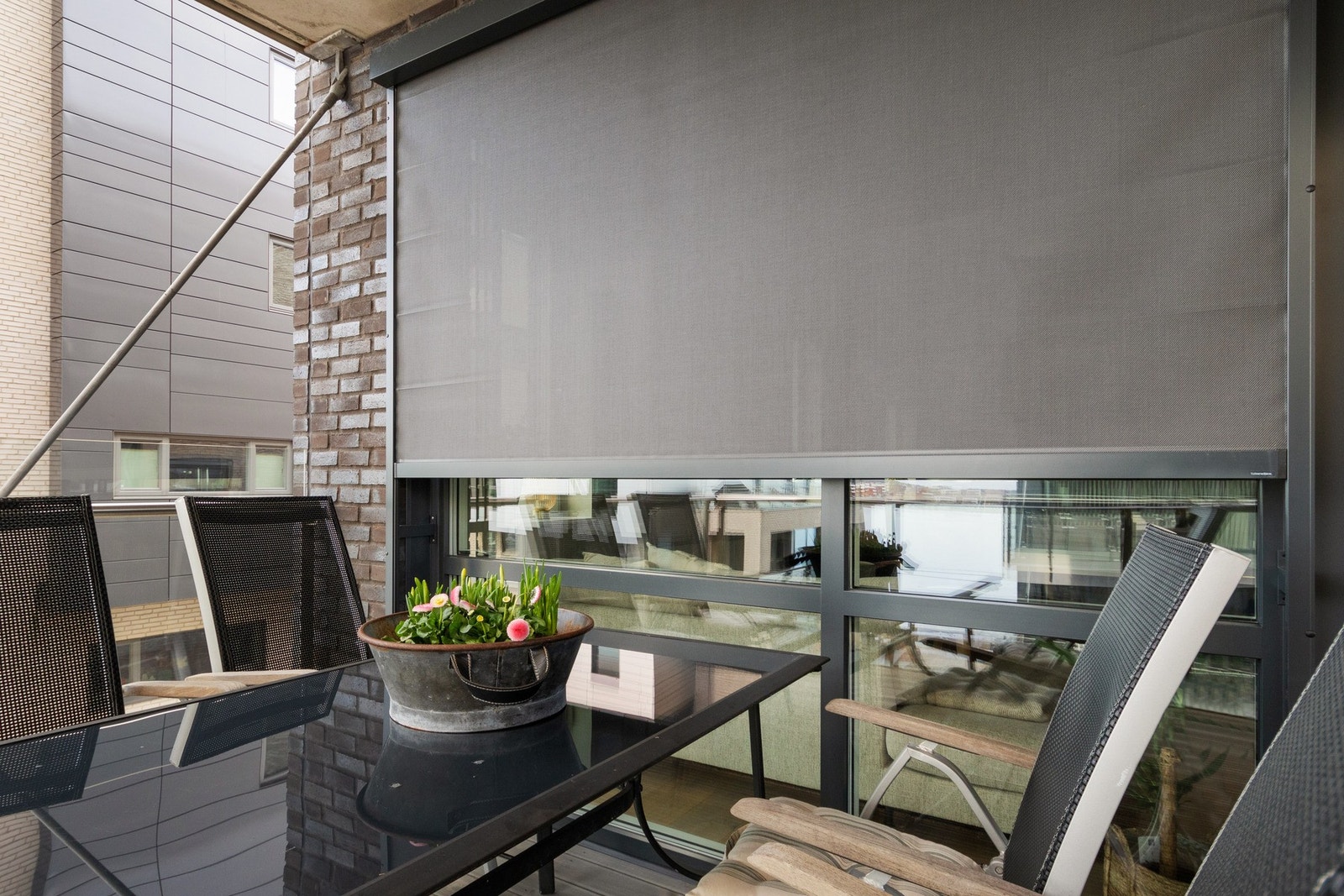 Boligen har elektriske utvendige screens. Galleribilde