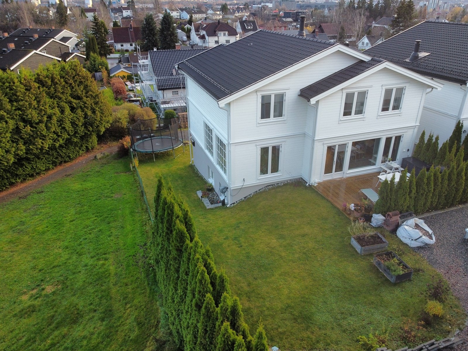 Selgers dronebilde Galleribilde