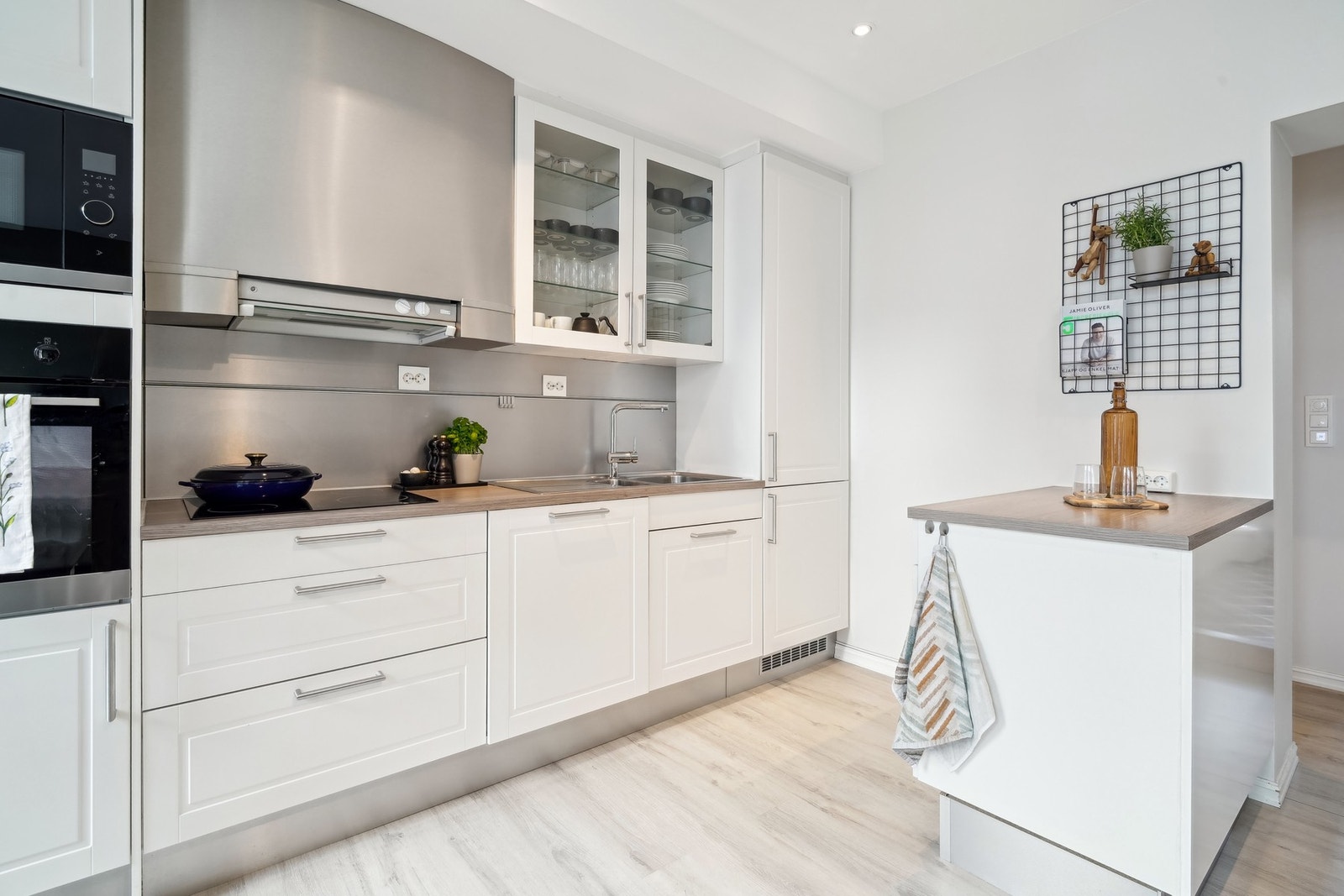 Om ikke oppsatt tid for visning passer ta kontakt med megler for å avtale privatvisning Galleribilde