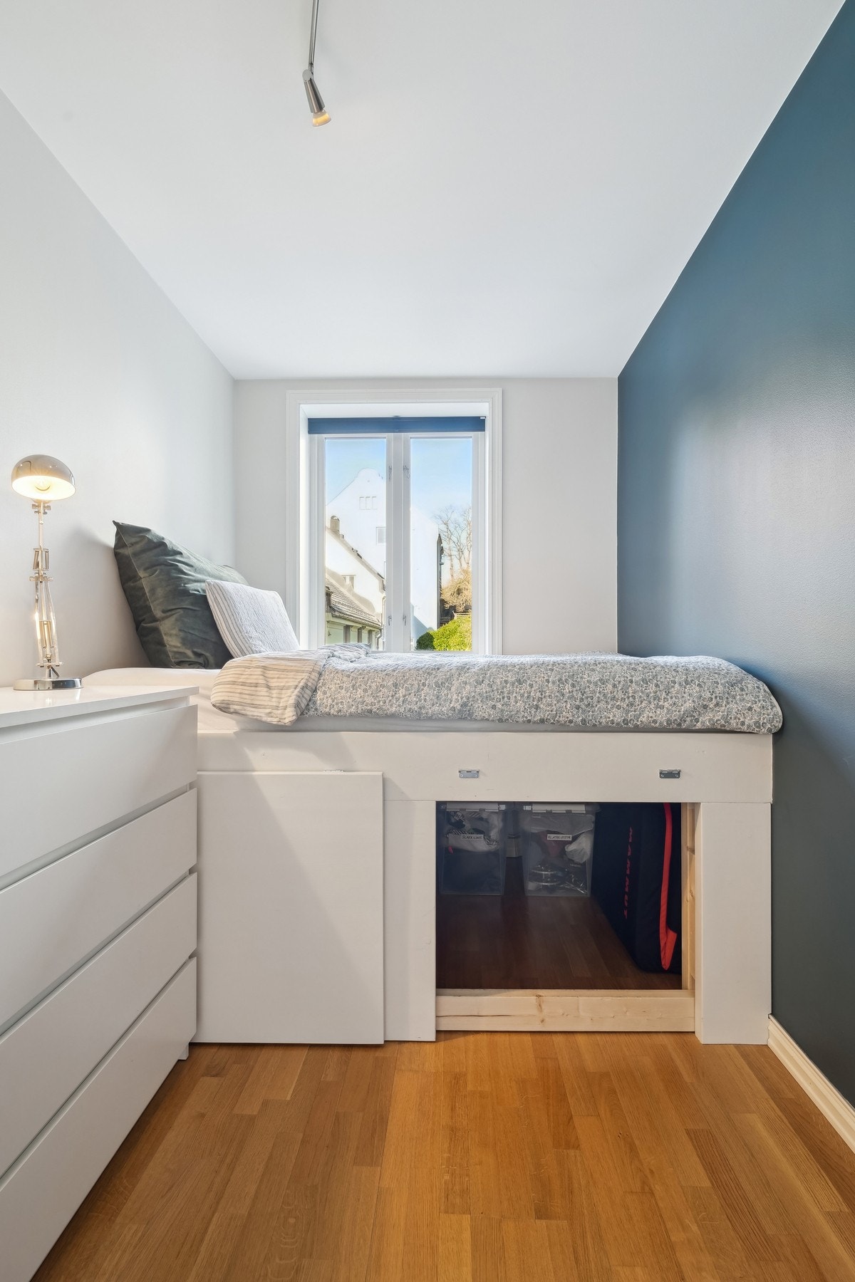 Det er godt med lagringsplass under sengen- Galleribilde