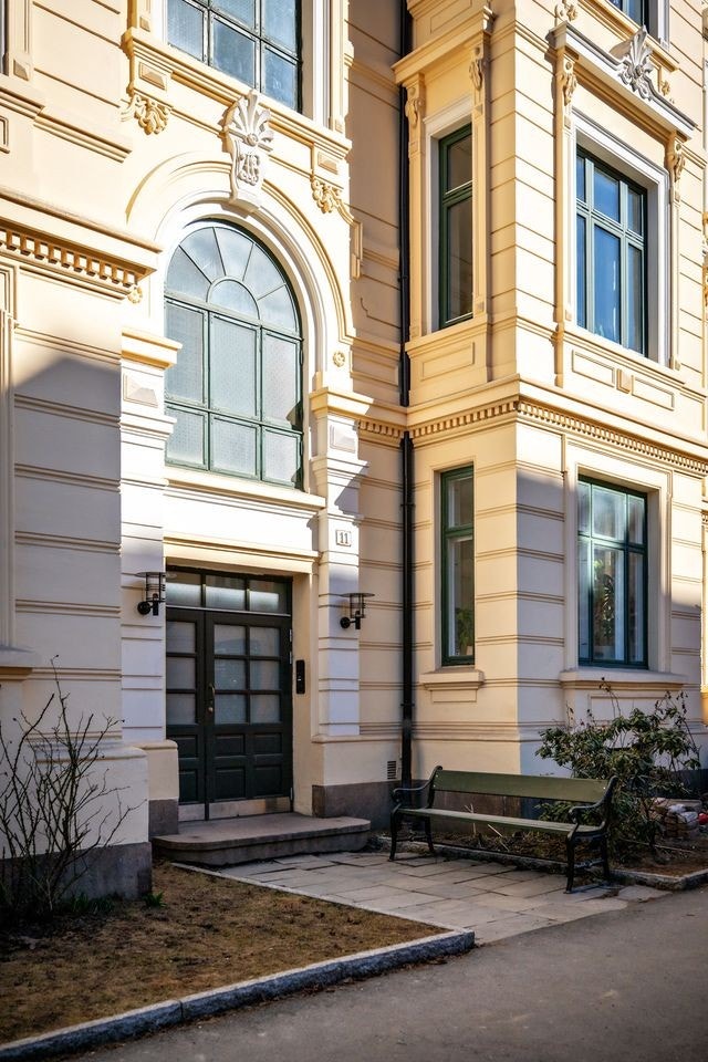 Et hyggelig og meget representativt inngangsparti. Vi håper å se deg på visning! Galleribilde