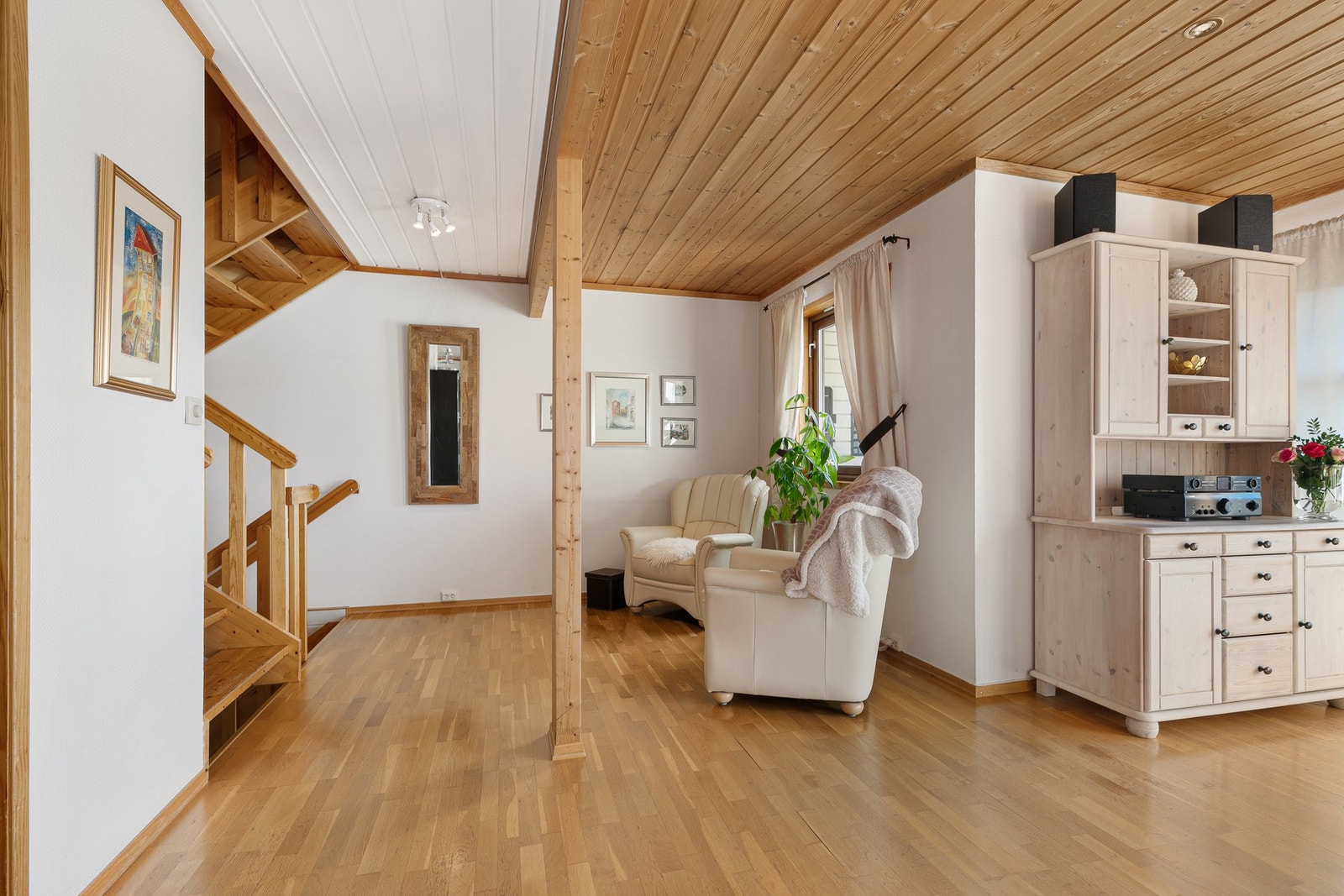 Trappeløpet gir rom for sittemøblement Galleribilde