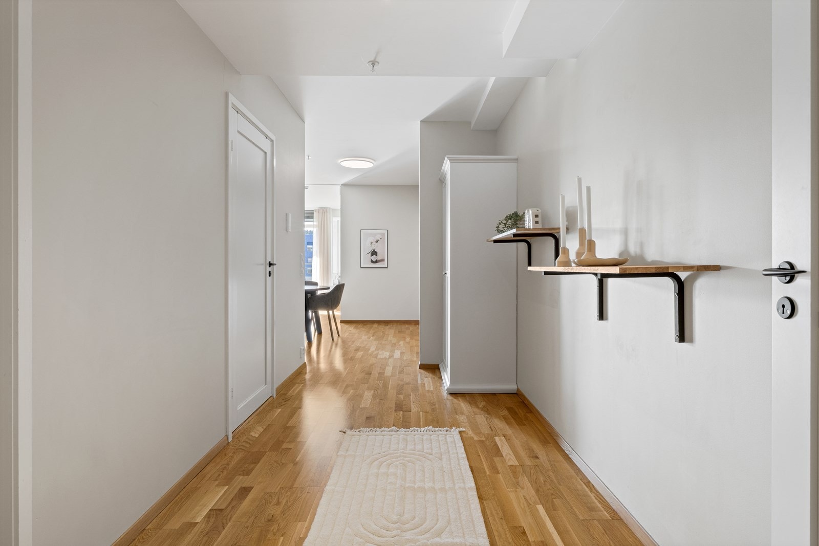 I gangen det også plass til for eksempel etter hjemmekontor eller en hyggelig lesekrok. Galleribilde