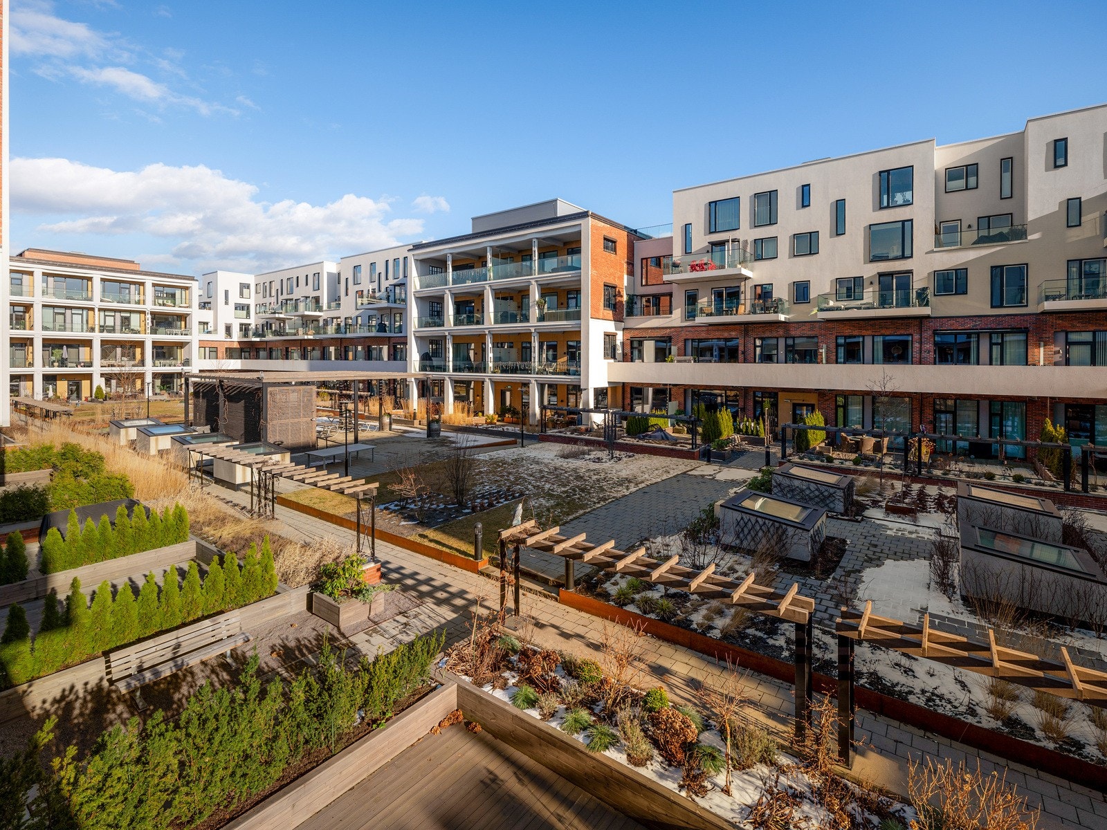 Fra balkongen har du utsikt mot Vinslottet sitt opparbeide atrium. Galleribilde
