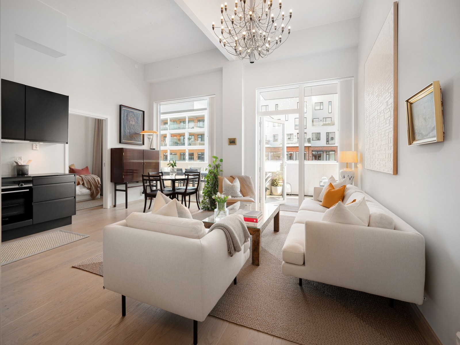 Dette er Vinmonopolets gamle industribygg som ble renovert og ombygget til boliger i perioden 2016-2020. Galleribilde