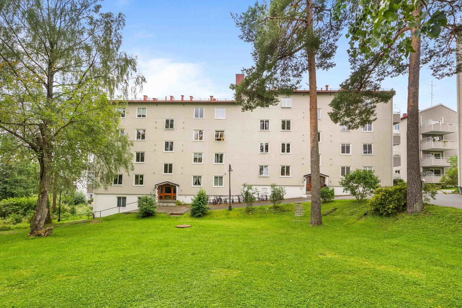 Leiligheten ligger i et veldrevet sameie med god vedlikeholdhistorikk Galleribilde