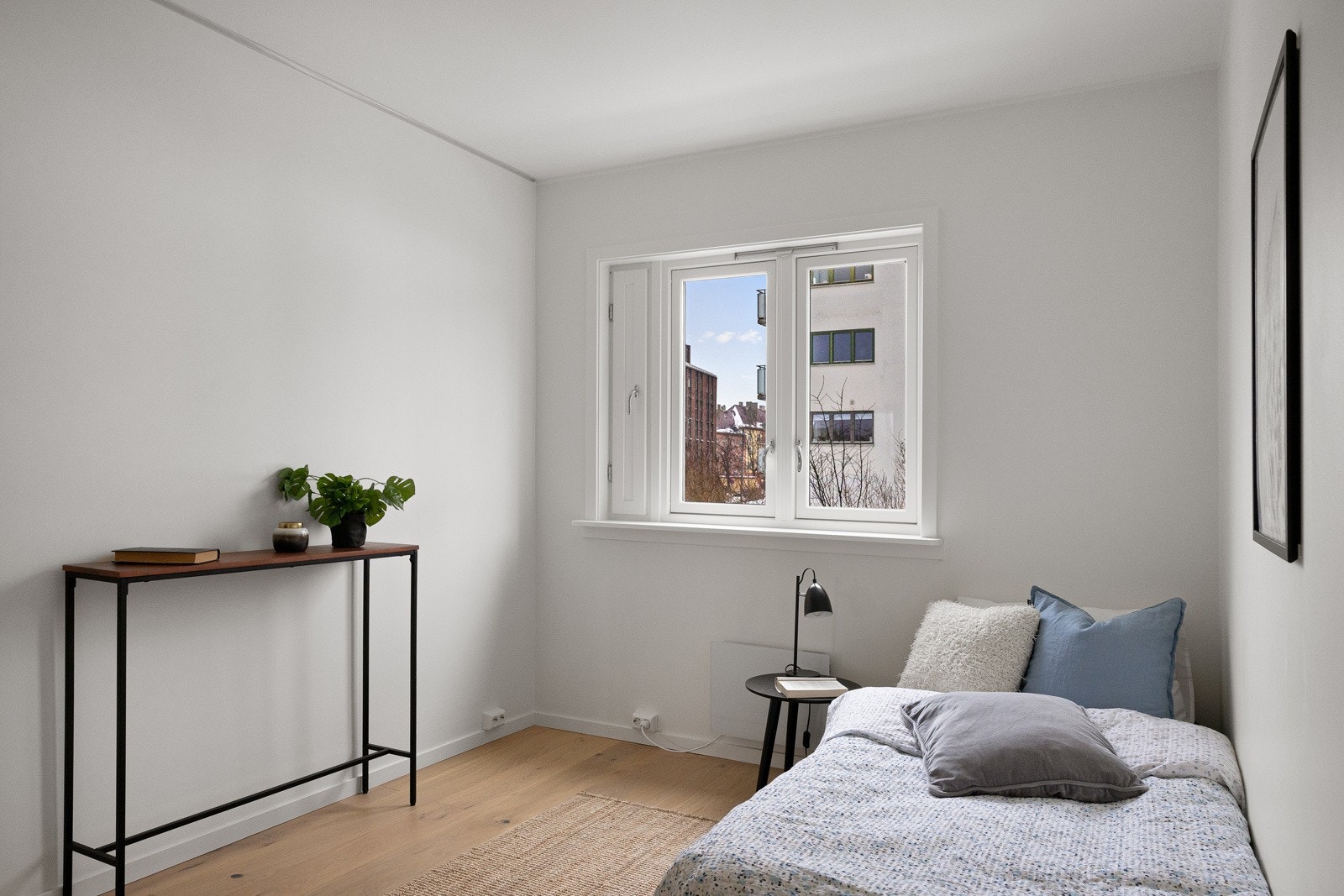 Om ønskelig er det også her plass til dobbeltsengen Galleribilde