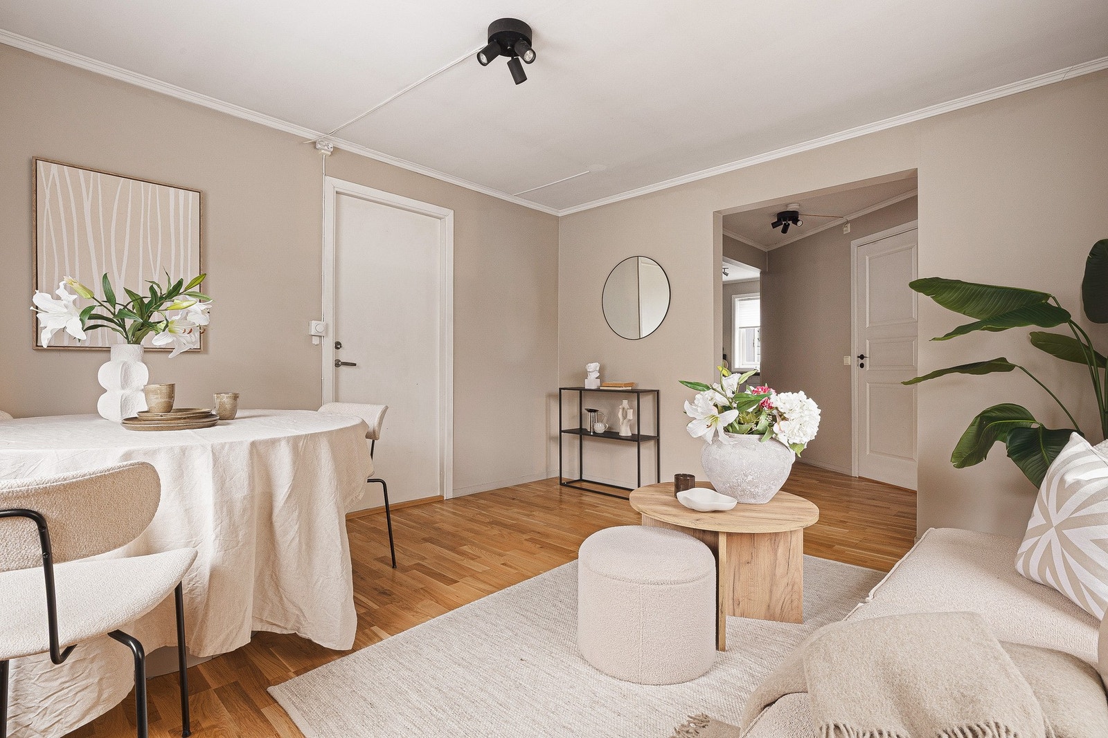 Planløsningen er svært god og gjør det enkelt å innrede etter eget ønske og behov Galleribilde