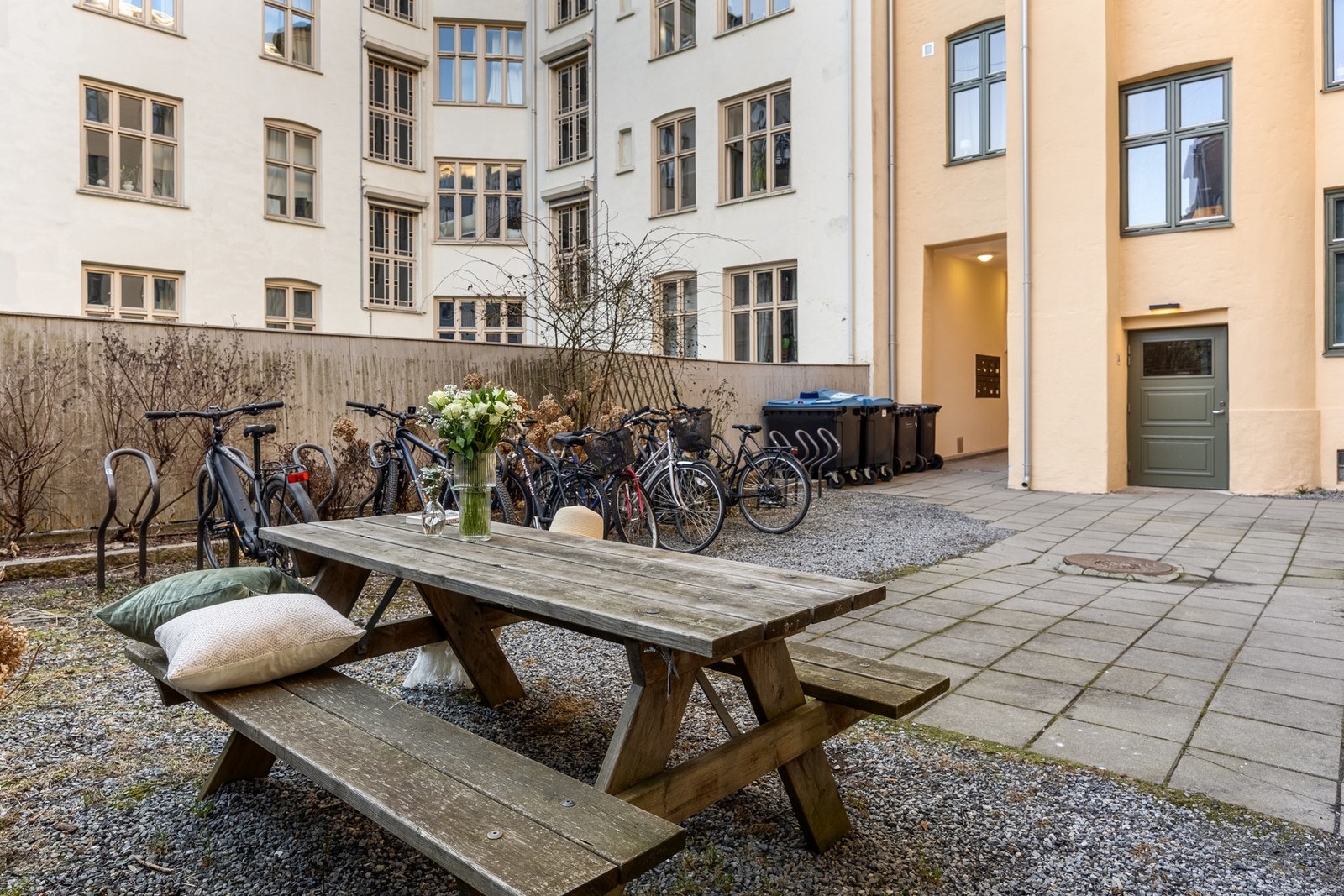 Det er også en hyggelig sittegruppe med mulighet for sosial samling. Galleribilde