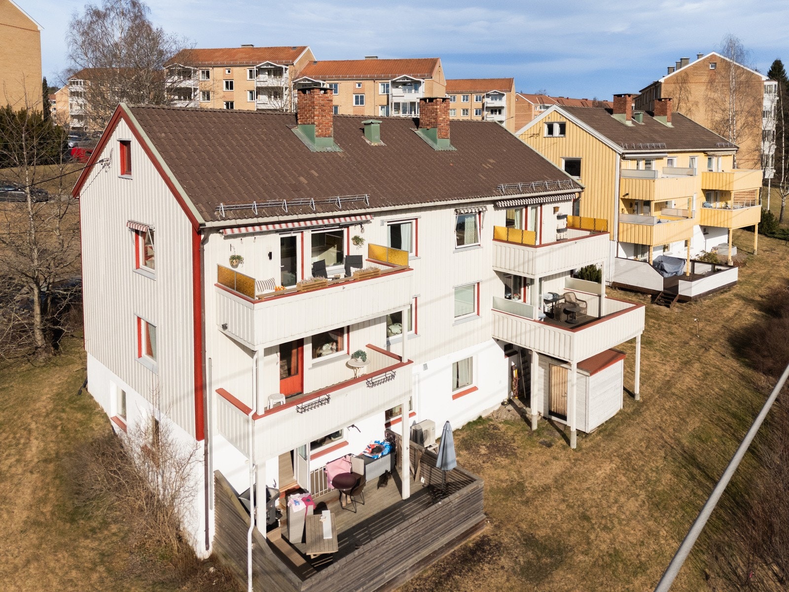 Dette er en topp/-endeleilighet med fantastiske sol og utsiktsforhold. Galleribilde