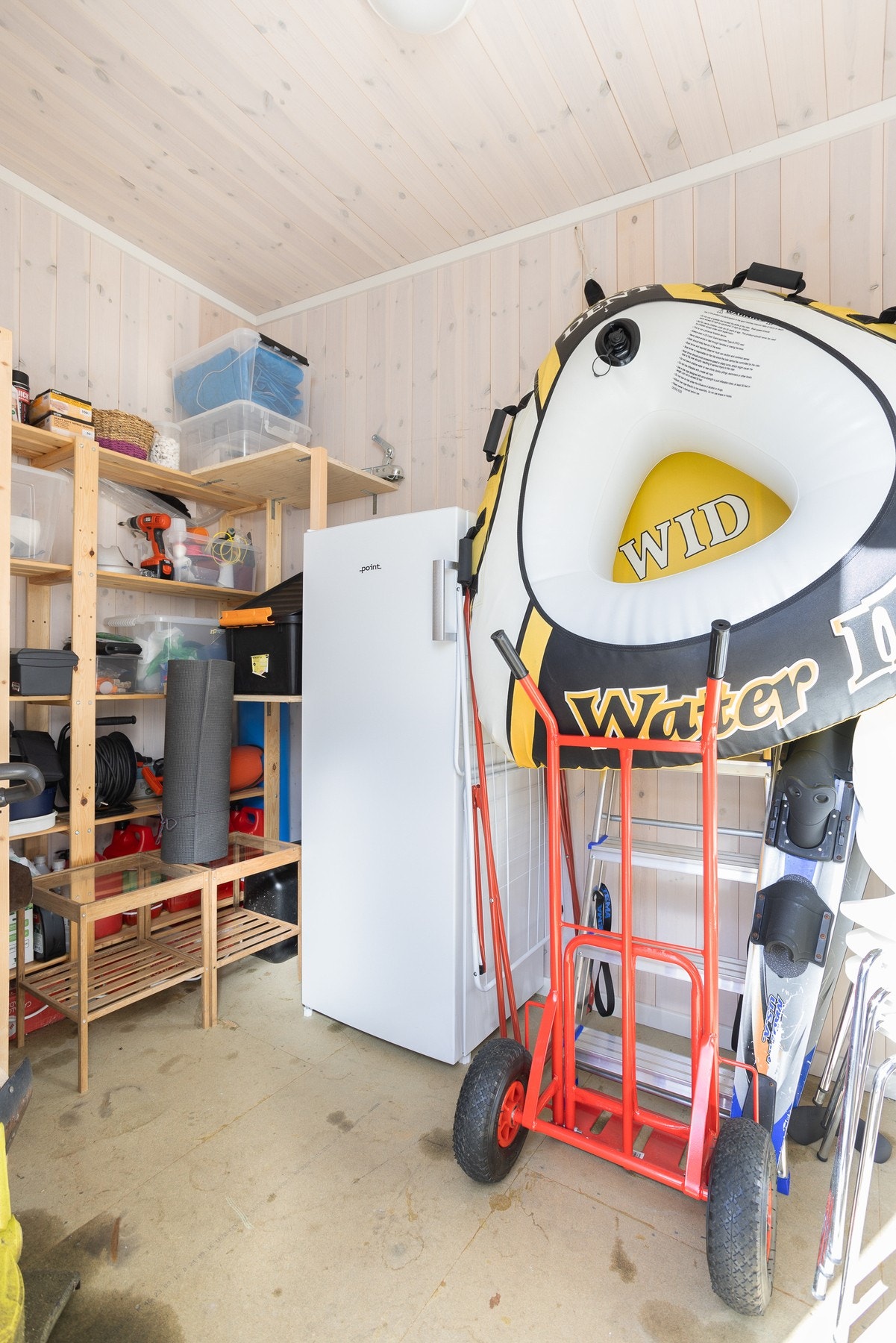 Praktisk lagrings bod. Galleribilde