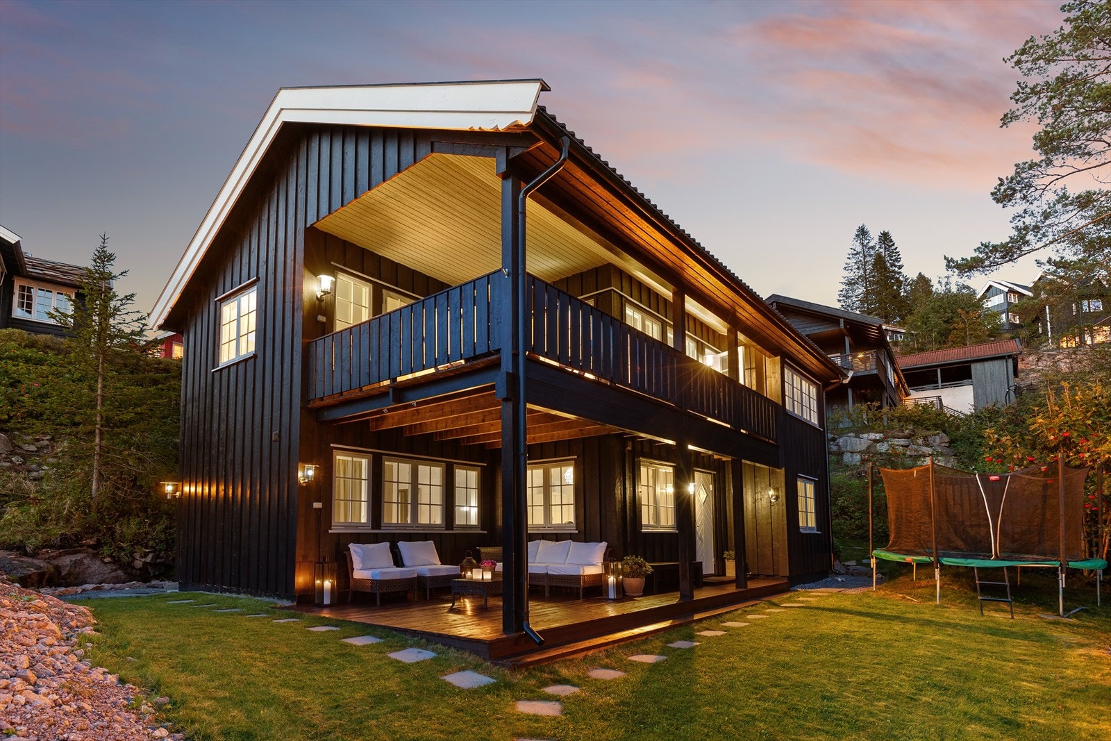 Boligen sto ferdig i 2007 og fremstår som godt ivaretatt og vedlikeholdt gjennom årene. Galleribilde