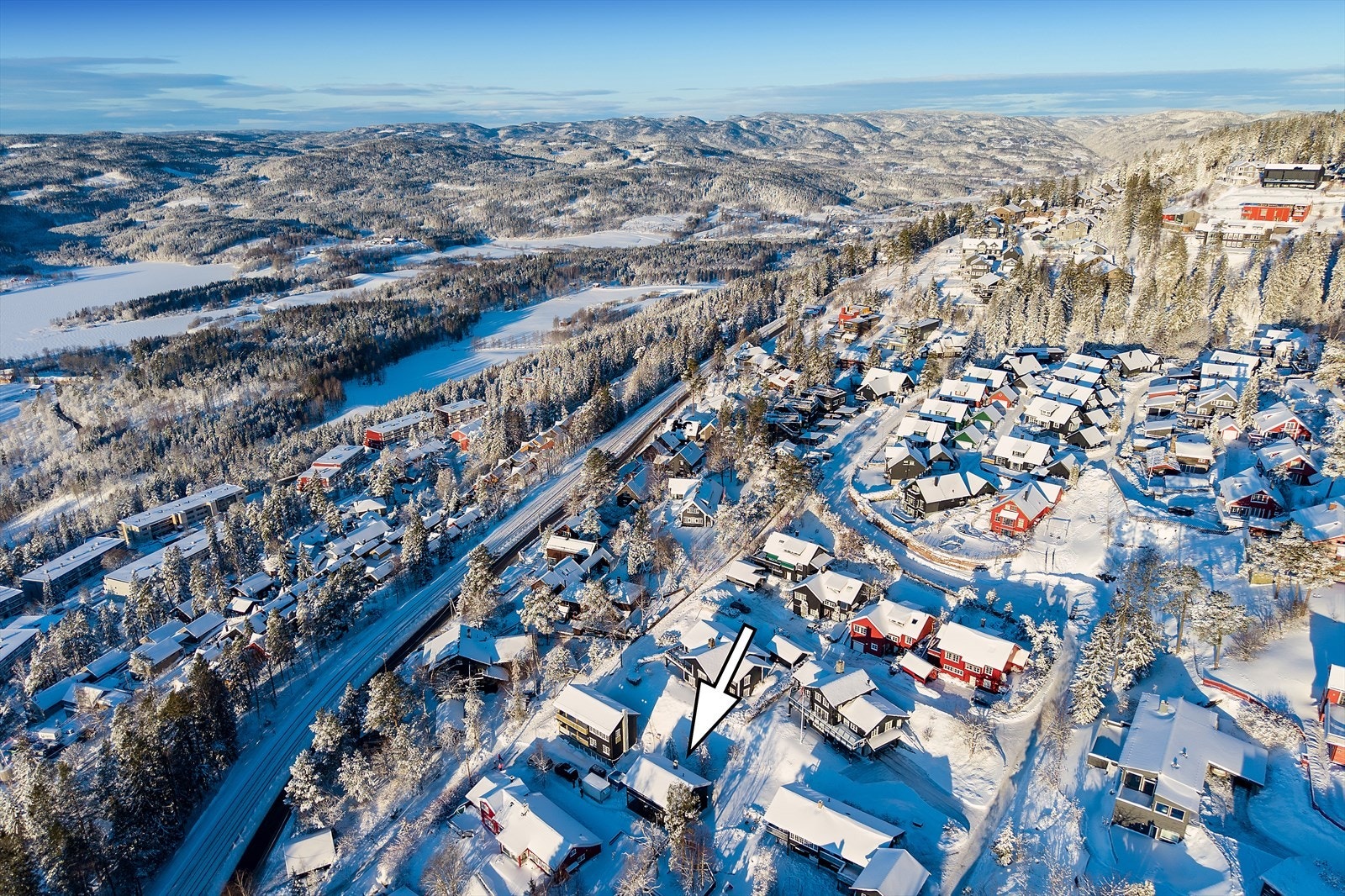 Velkommen til en hyggelig visning i idylliske Veslekleiva. Galleribilde