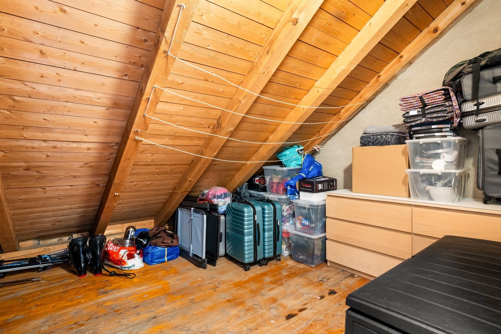 Loftsrom/bod Galleribilde