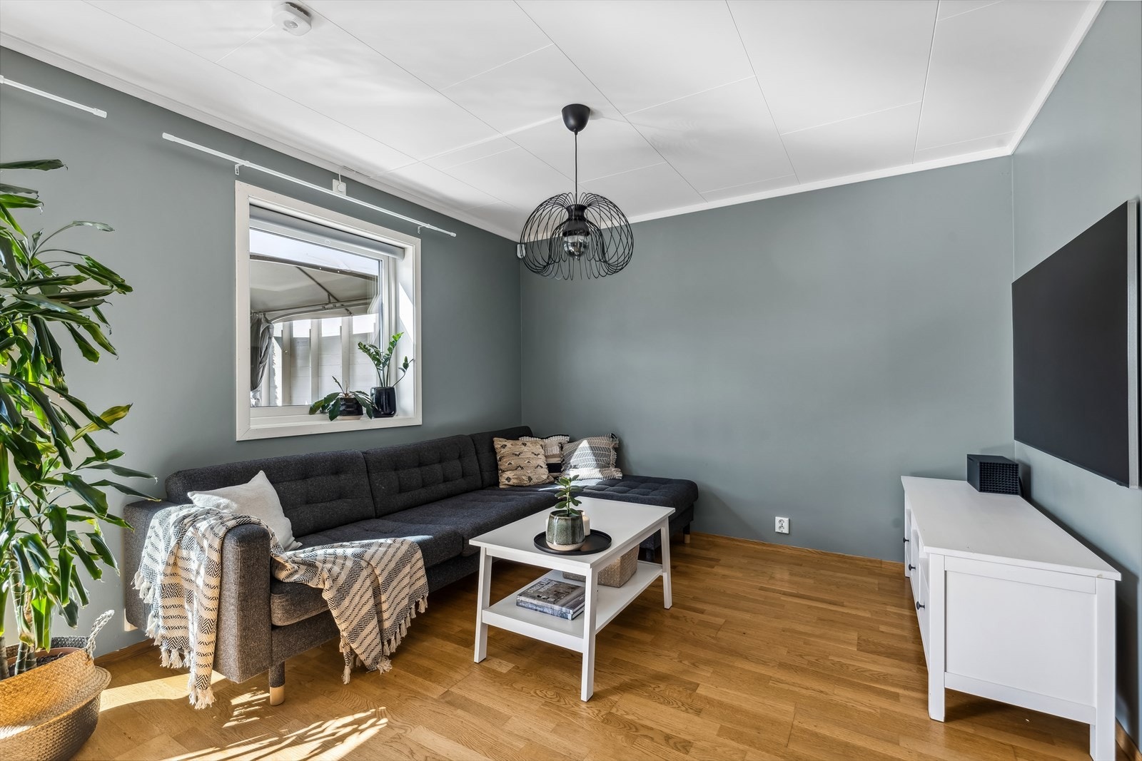 Stuen ligger i boligens første etasje. Galleribilde