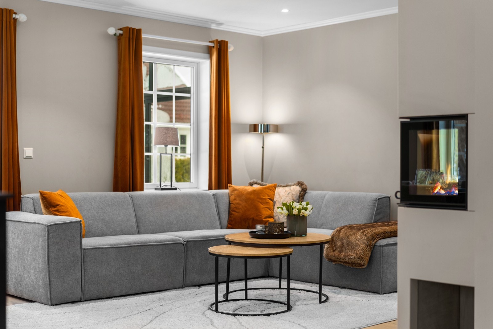 Boligen ble oppgradert fra standard leveranse fra utbygger med farger på veggene og 1-stavs parkett. Galleribilde