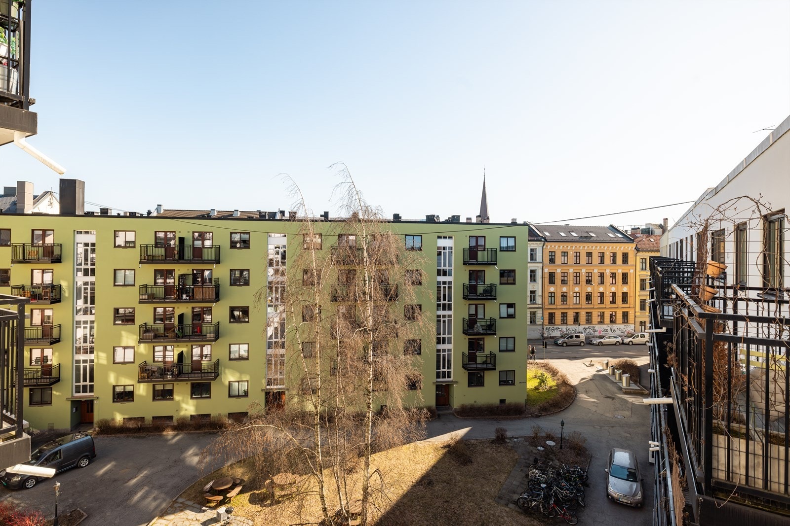 Utsikt fra balkongen Galleribilde