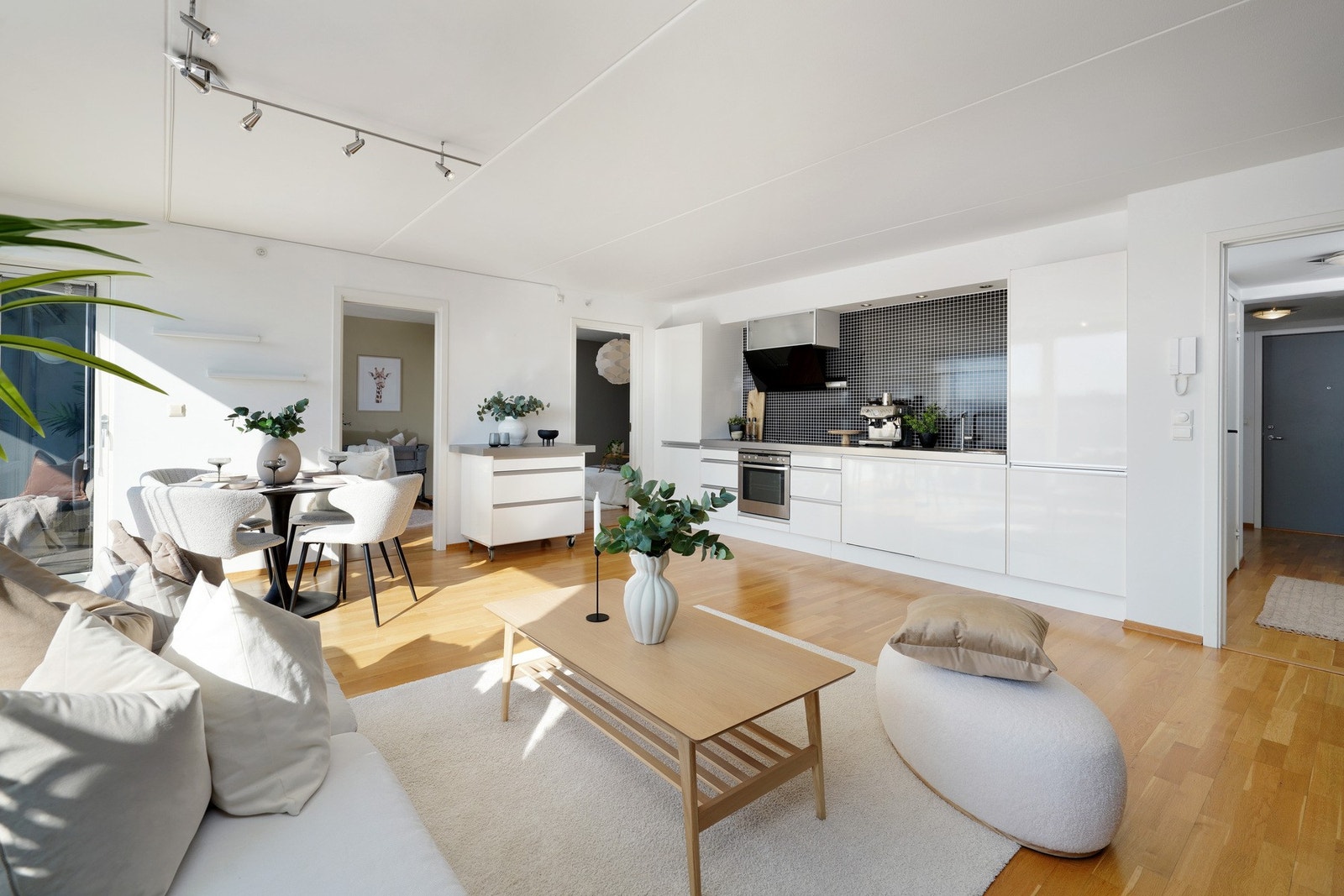 Parkett på gulv, oppvarming med vannbåren varme. Galleribilde