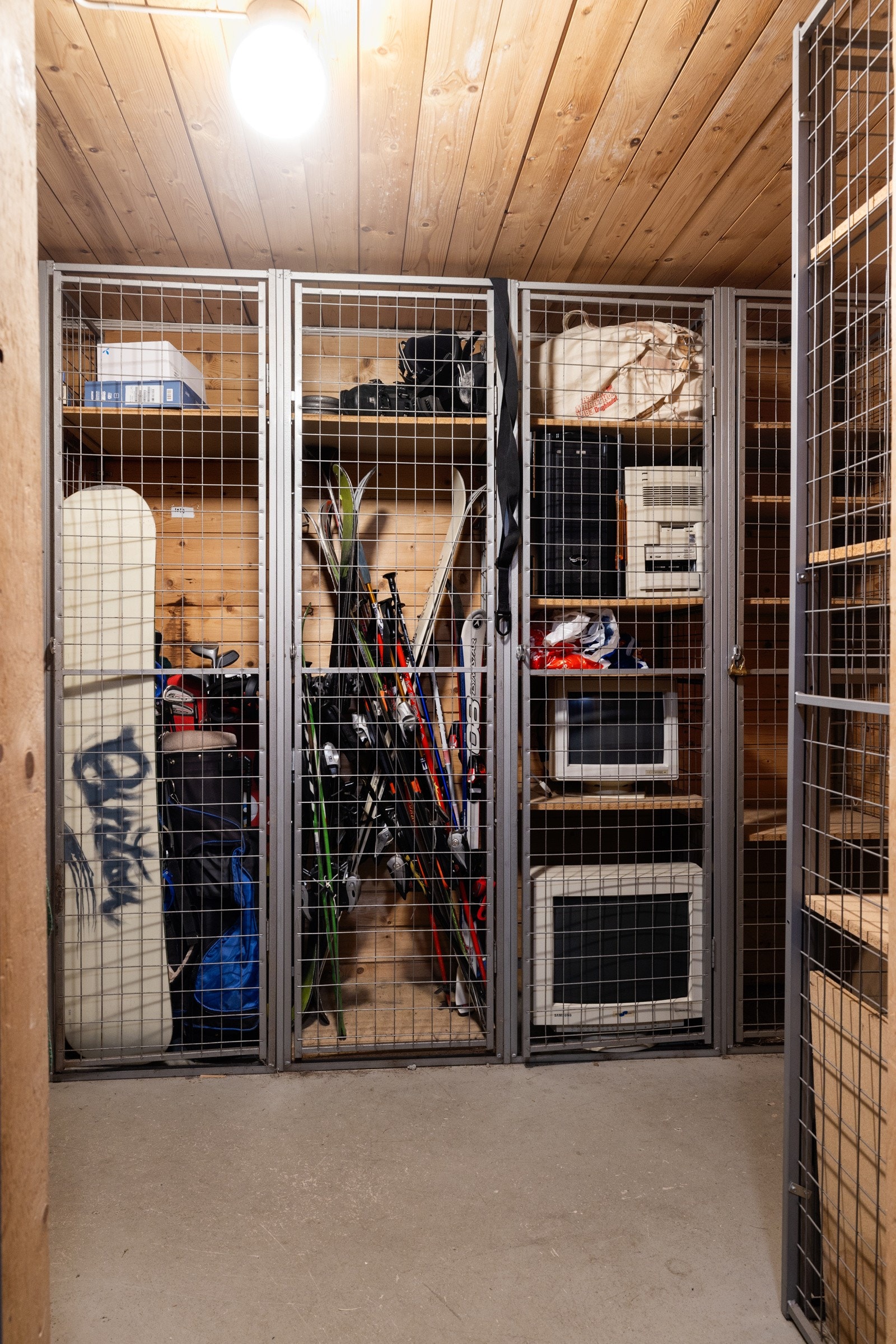 I tillegg medfølger en skibod/redskapsbod i kjeller. Galleribilde