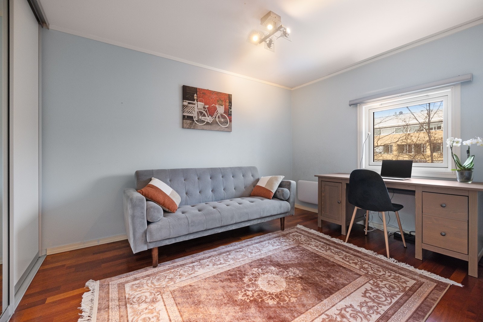 Soverom 3 er i dag innredet som kontor. Galleribilde