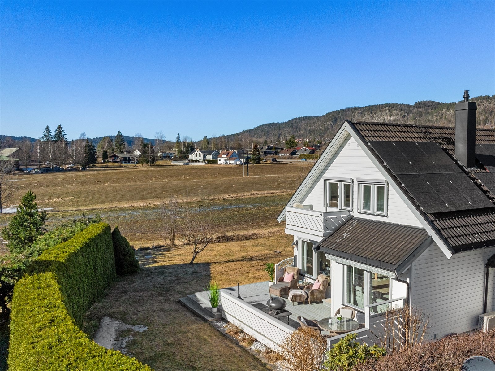 Velkommen til Angerstveien 13 D - Presentert av Sverre Wiborg - Nordvik Bærum Galleribilde