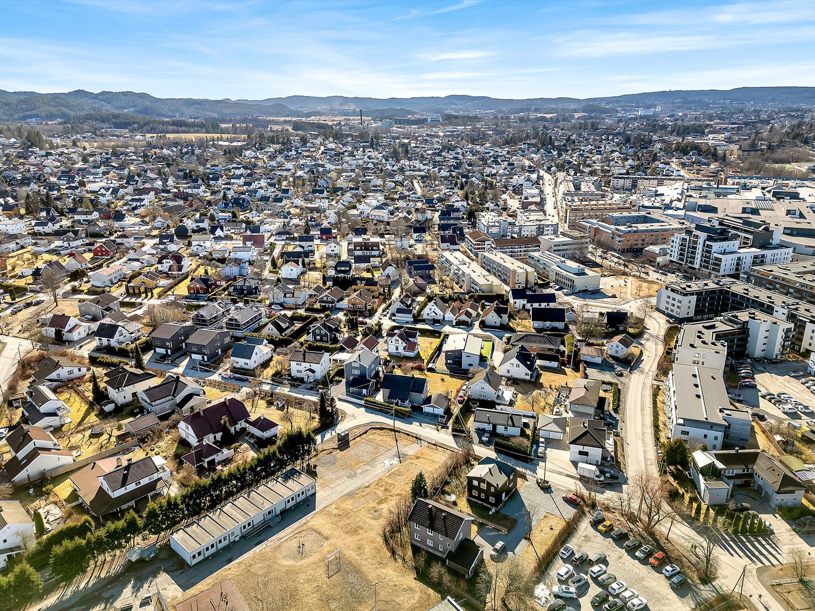 Barnevennlig, sentral og attraktiv beliggenhet på Strømmen - 5 min gangavstand til Strømmen Storsenter Galleribilde