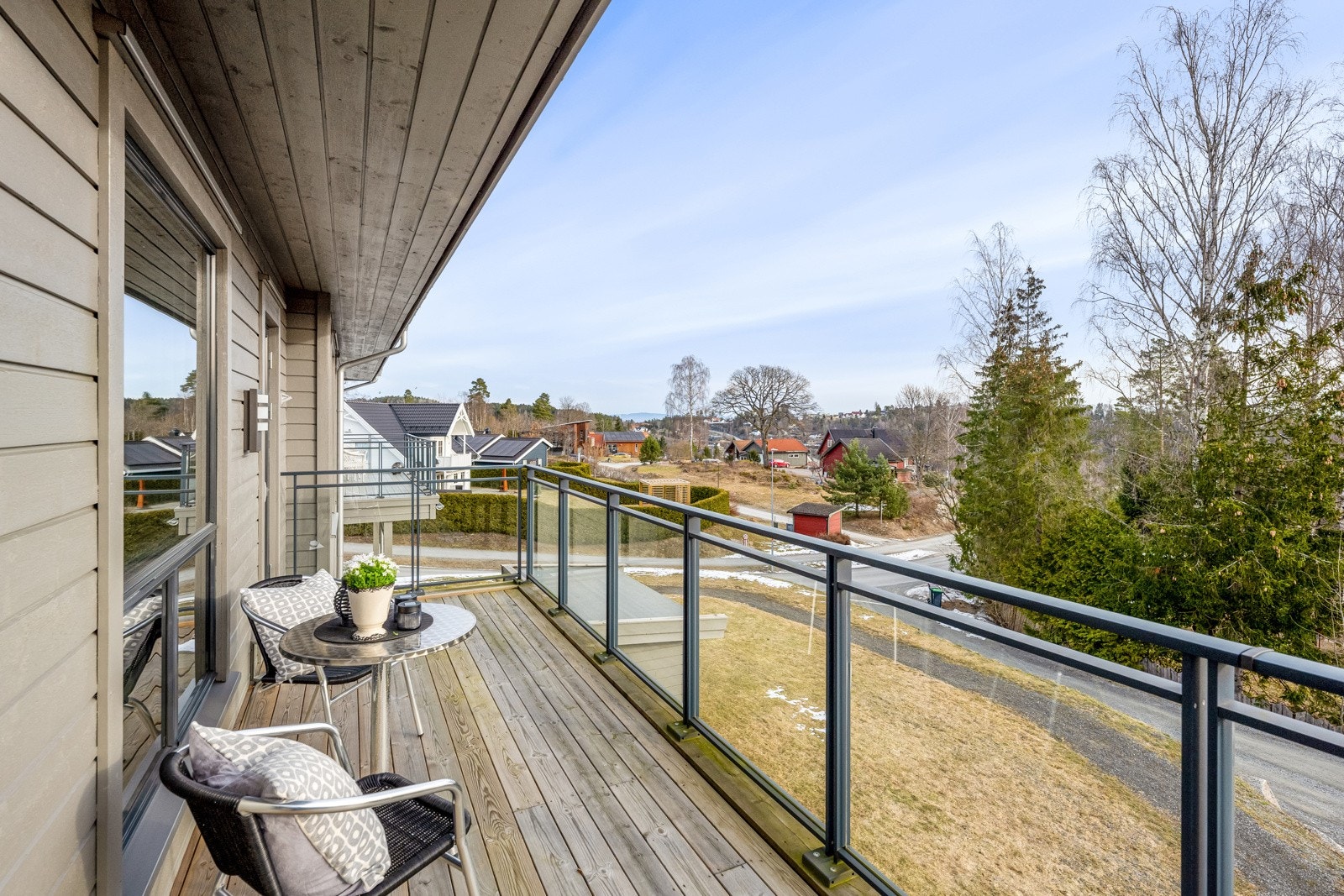 Balkongen er delvis overbygget. Galleribilde