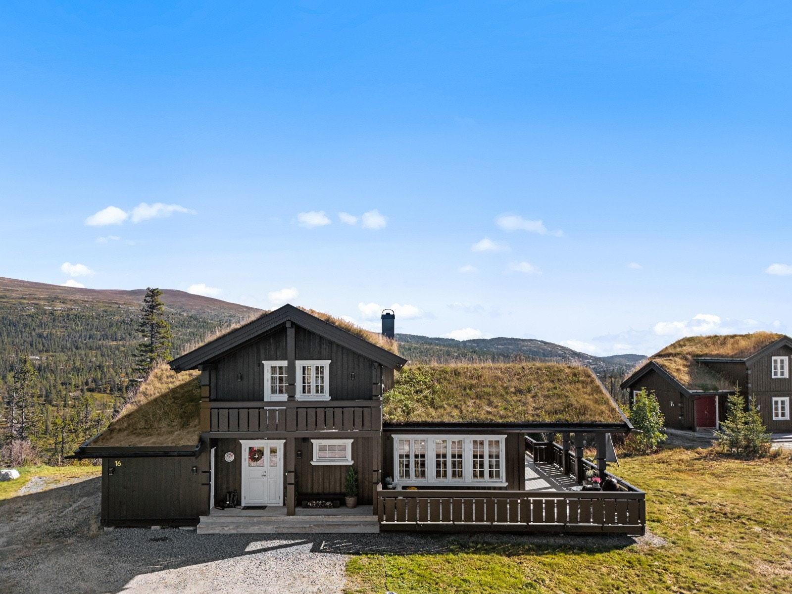 Flott hytte med oppstue Galleribilde