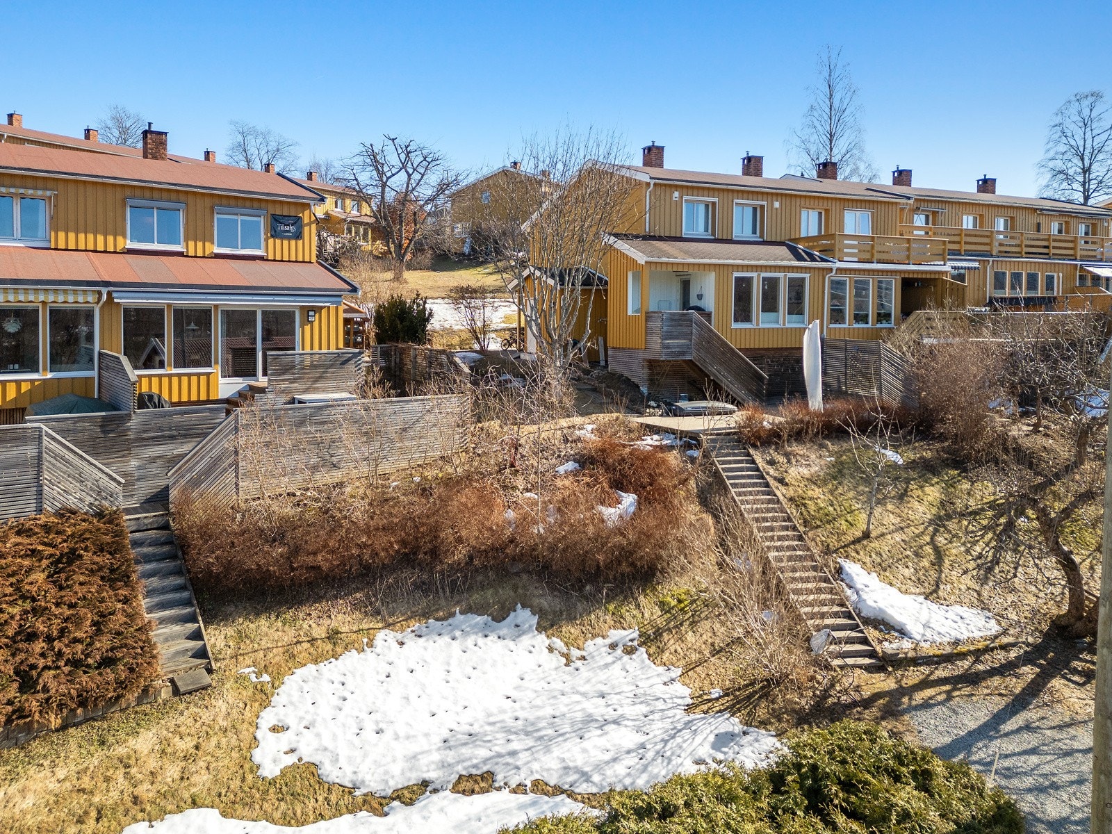 Svært god intern beliggenhet på enden og med fritt utsyn Galleribilde