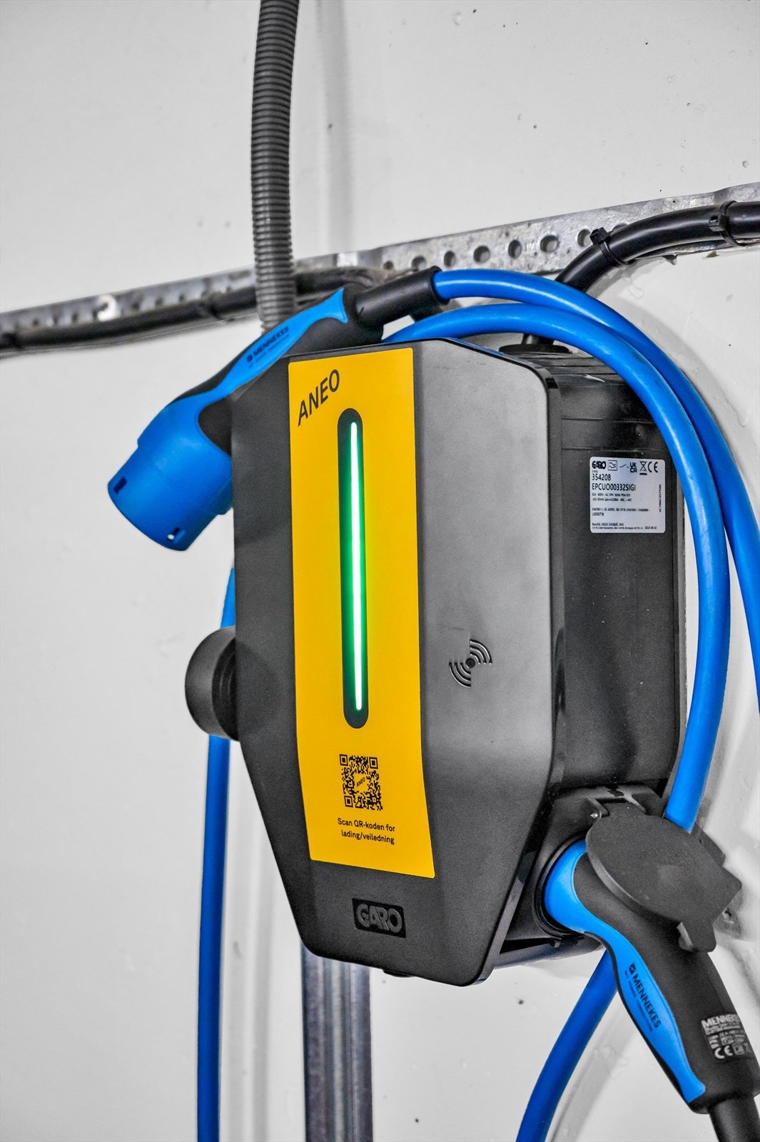 Her er det også lader for El-bil. Galleribilde