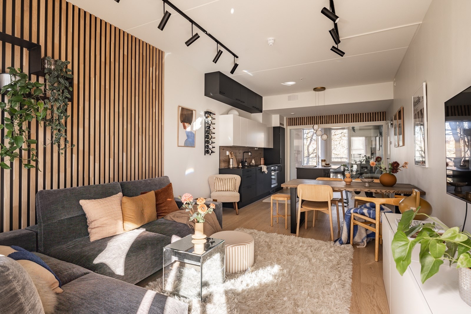 - Gjennomgående og påkostet 4-roms leilighet fra 2021 - Galleribilde