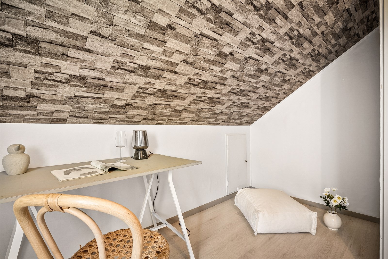 Dette kan innredes som tv-stue, kontor, eller annet man skulle ha behov for. Galleribilde