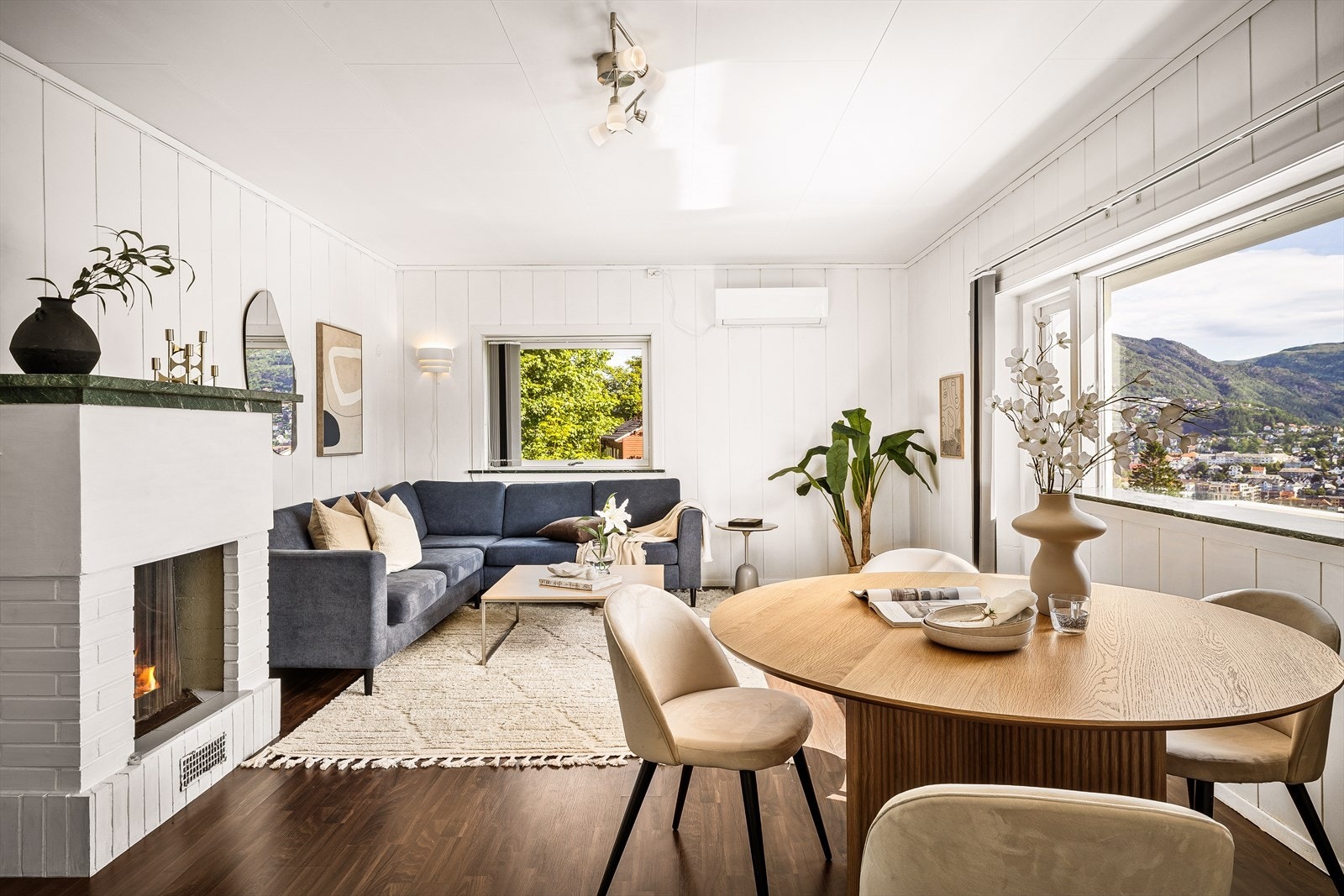 En flott 3-roms med god planløsning, fin utsikt og god beliggenhet. Galleribilde