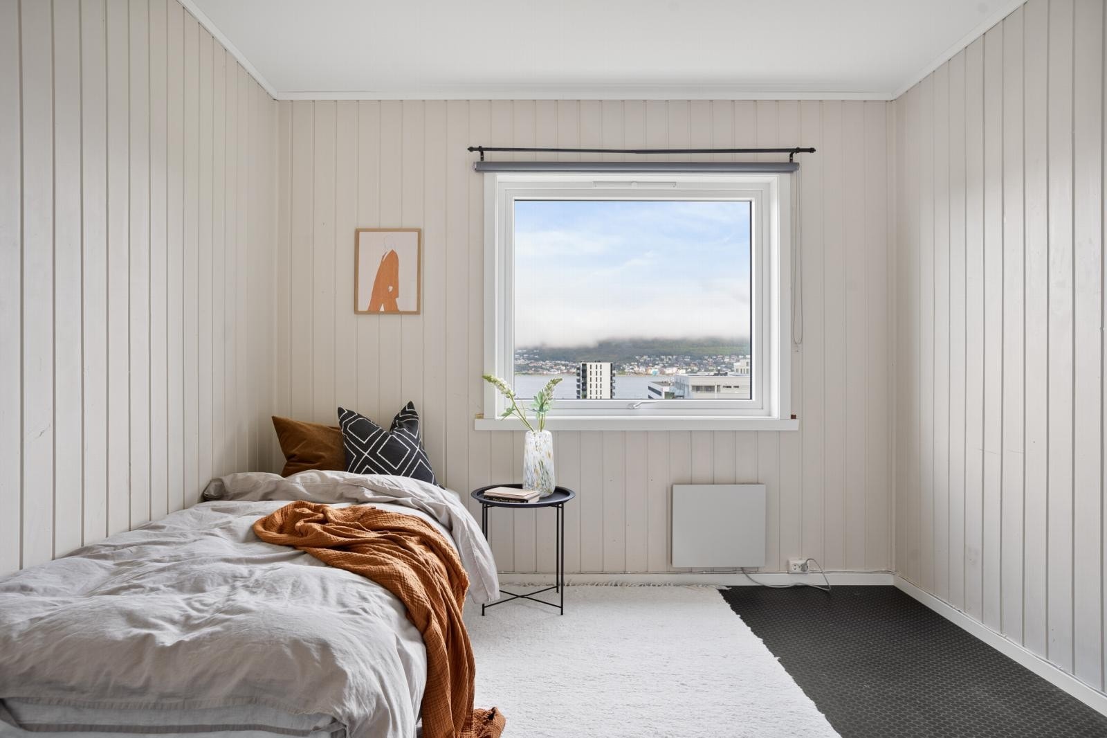 Soverom 2 er også av god størrelse. Galleribilde