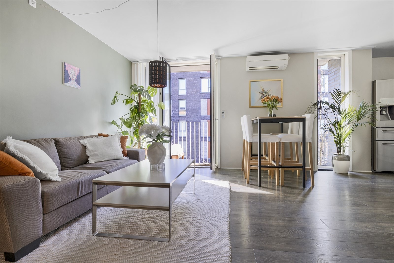 Leiligheten har en smart planløsning og alle rommene er av god størrelse Galleribilde