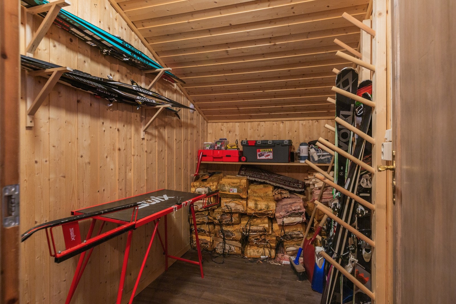 Bod til oppbevaring. Galleribilde