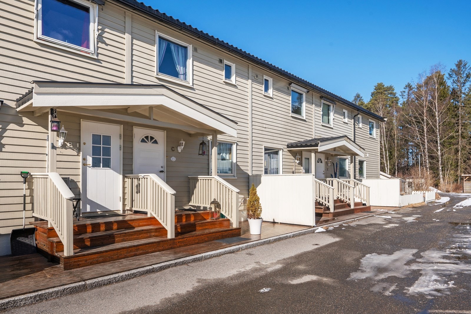 Inngangsparti Galleribilde