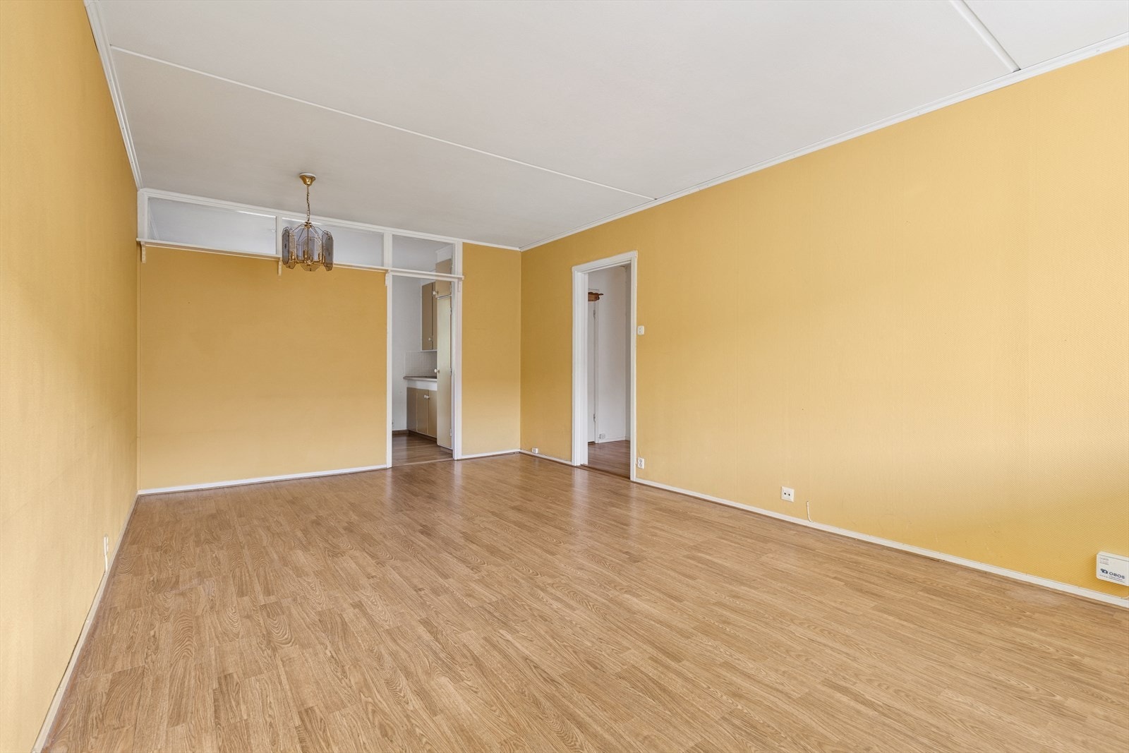 Fyring, varmtvann og kabel-tv er inkludert i felleskostnadene. Galleribilde