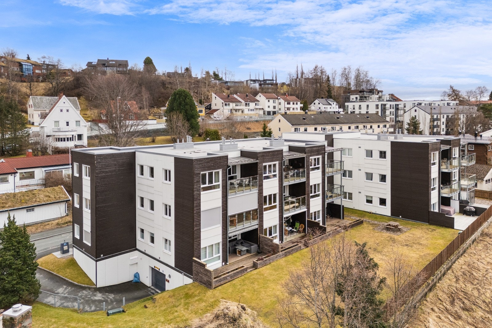 Med moderne fasiliteter er det ikke nødvendig å tenke på behovet for oppussing, her har du alt du måtte trenge for en komfortabel hverdag. Galleribilde