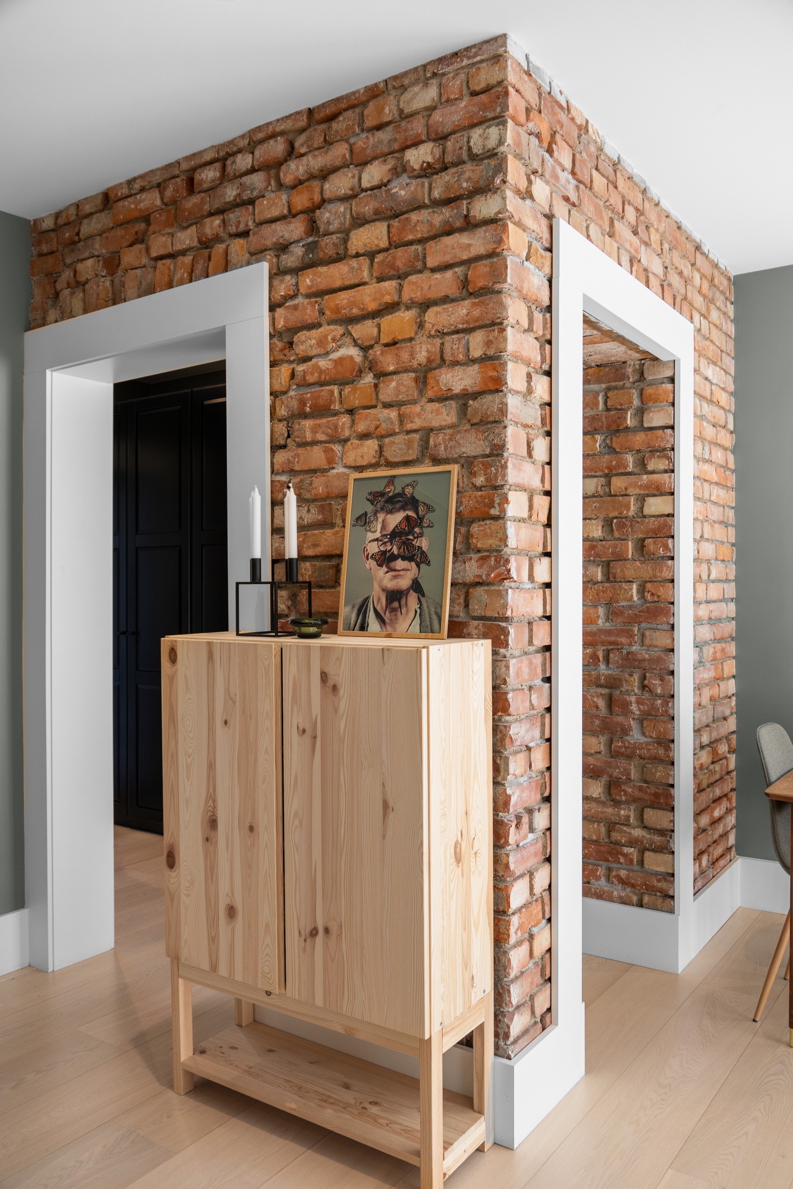 Lekre detaljer med teglstein. Galleribilde